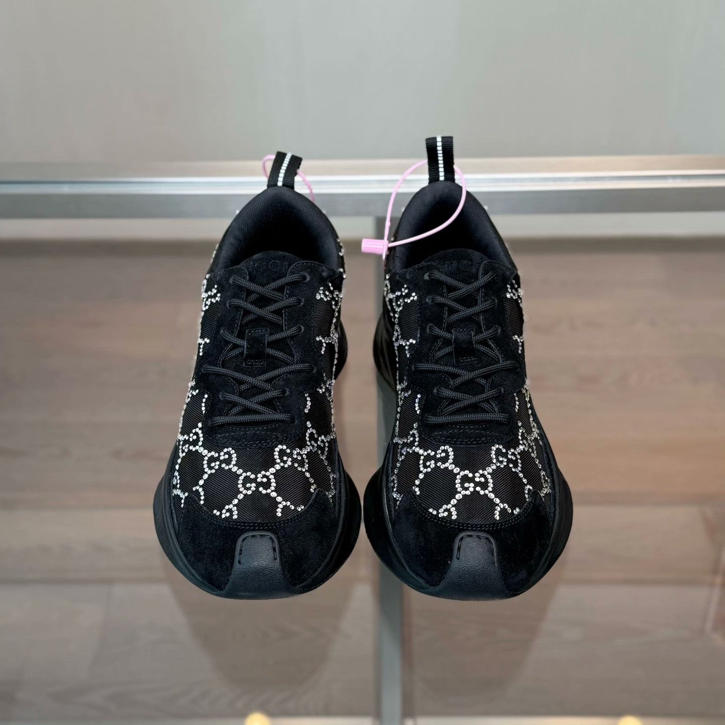 Gucci Gucci Running Lowtop Sneakers 37 Women Size US 6.5 / IT 36.5 - 2 Thumbnail