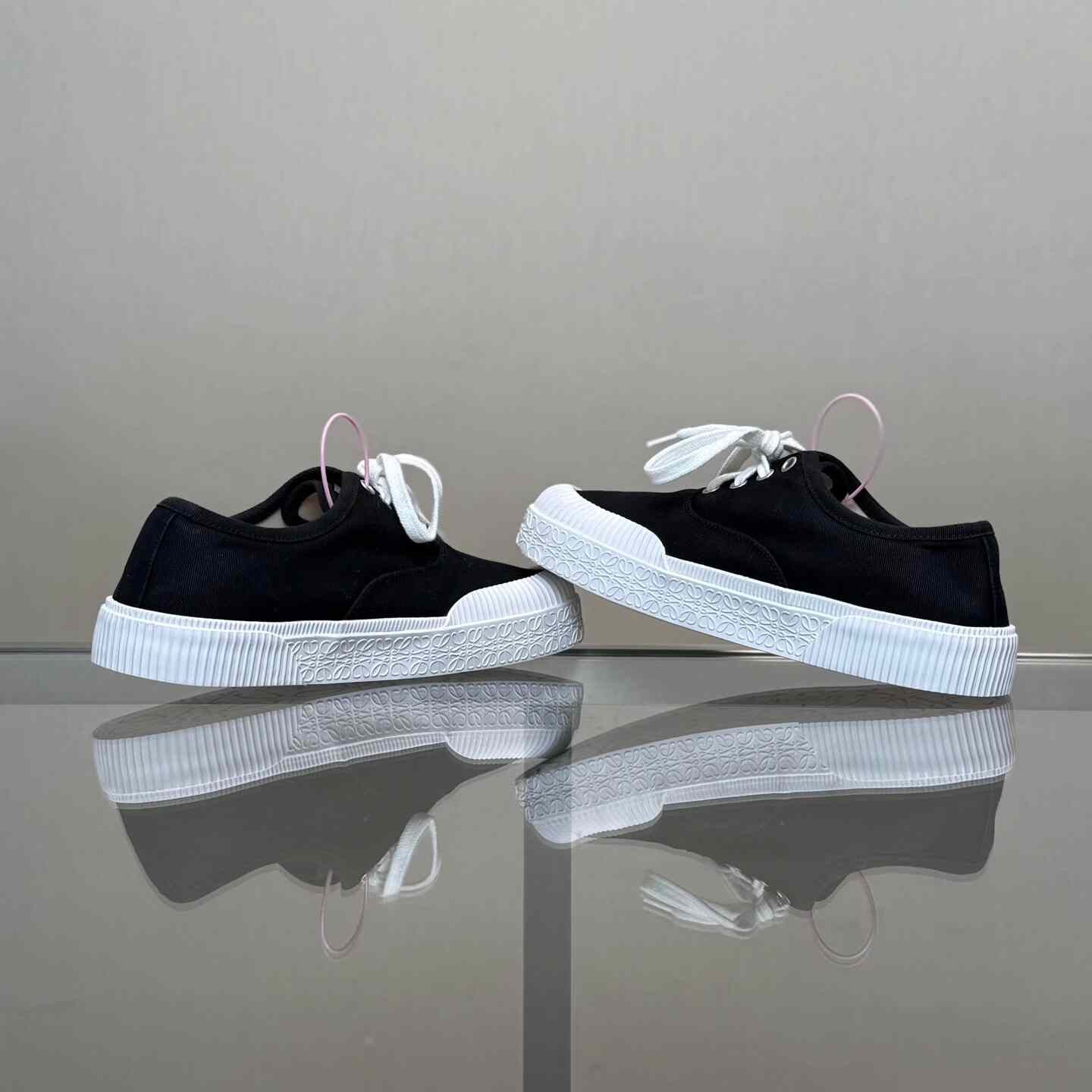 Loewe Loewe Black Lowtop Sneakers 36 Women Size US 6 / IT 36 - 4 Thumbnail