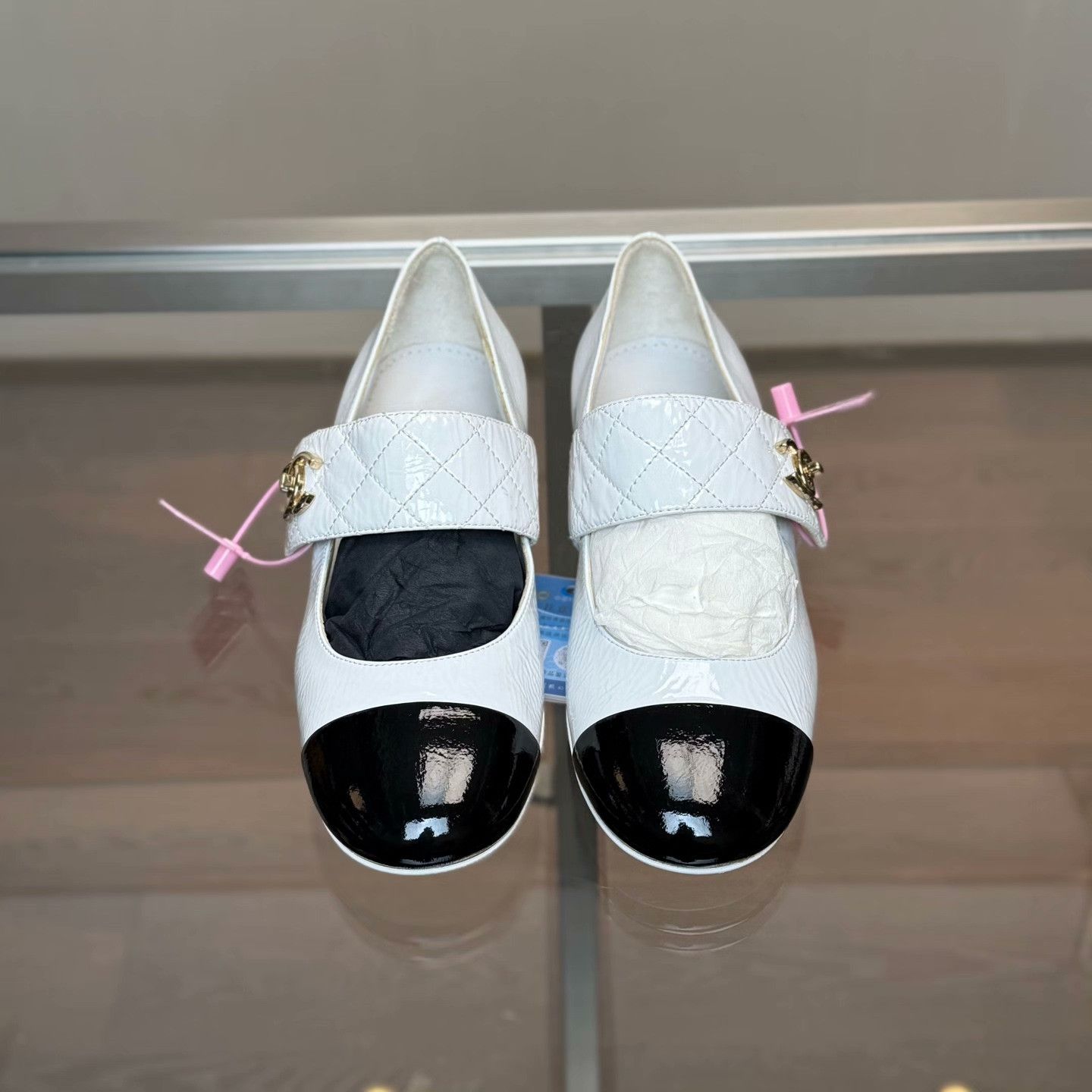 Chanel Chanel Black Lowtop Sneakers 37 Women Size US 6.5 / IT 36.5 - 2 Thumbnail