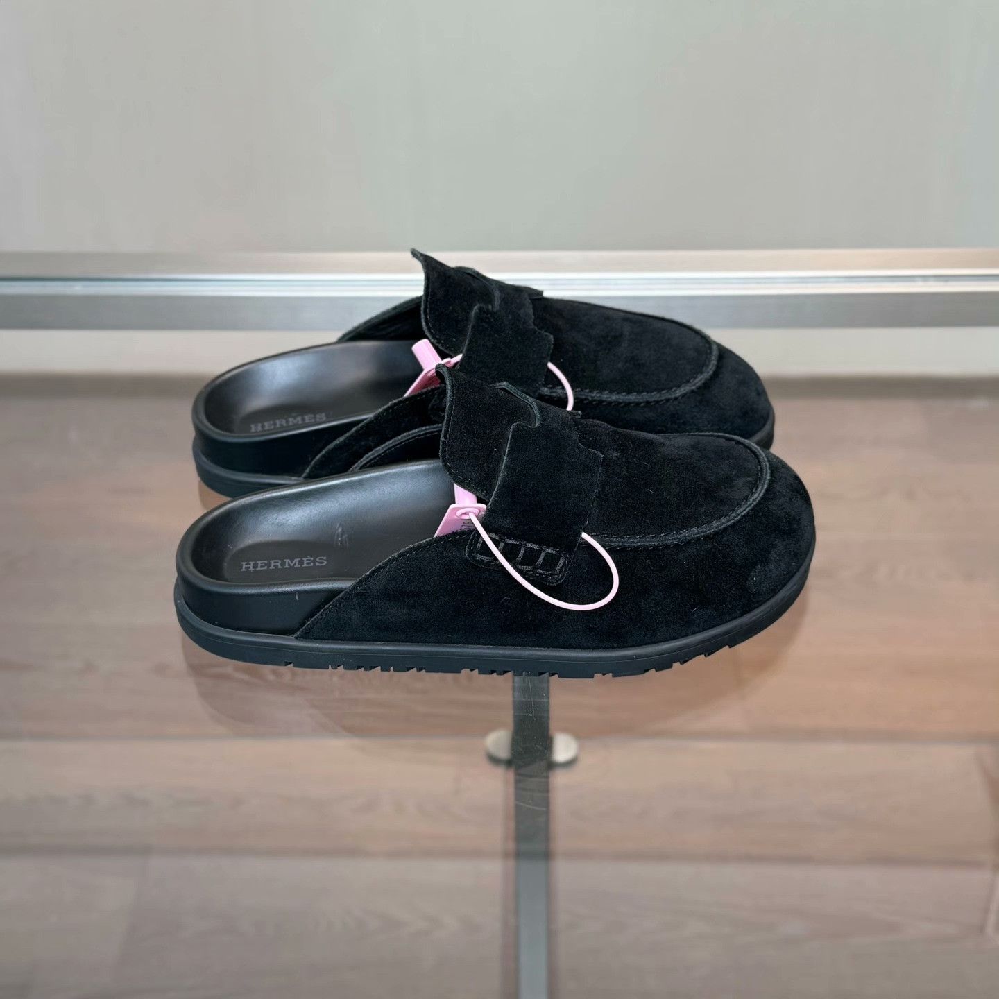 Hermes Hermes Black Sandals 38 Women Size US 7.5 / IT 37.5 - 3 Thumbnail