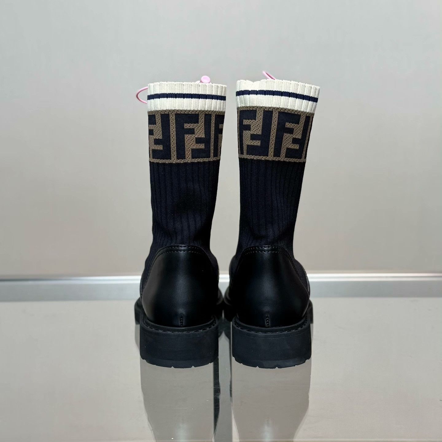 Fendi Fendi Boots 35 Women Size US 5 / IT 35 - 4 Thumbnail