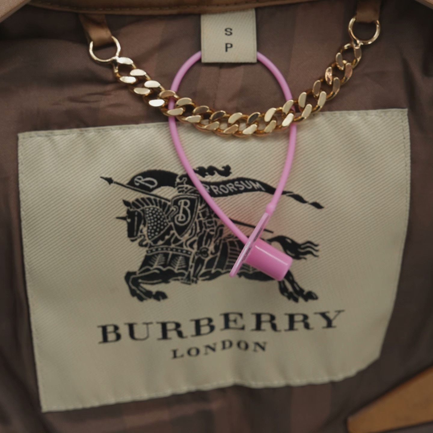 Burberry Burberry Down Down Jacket S Women Size S / US 4 / IT 40 - 4 Thumbnail