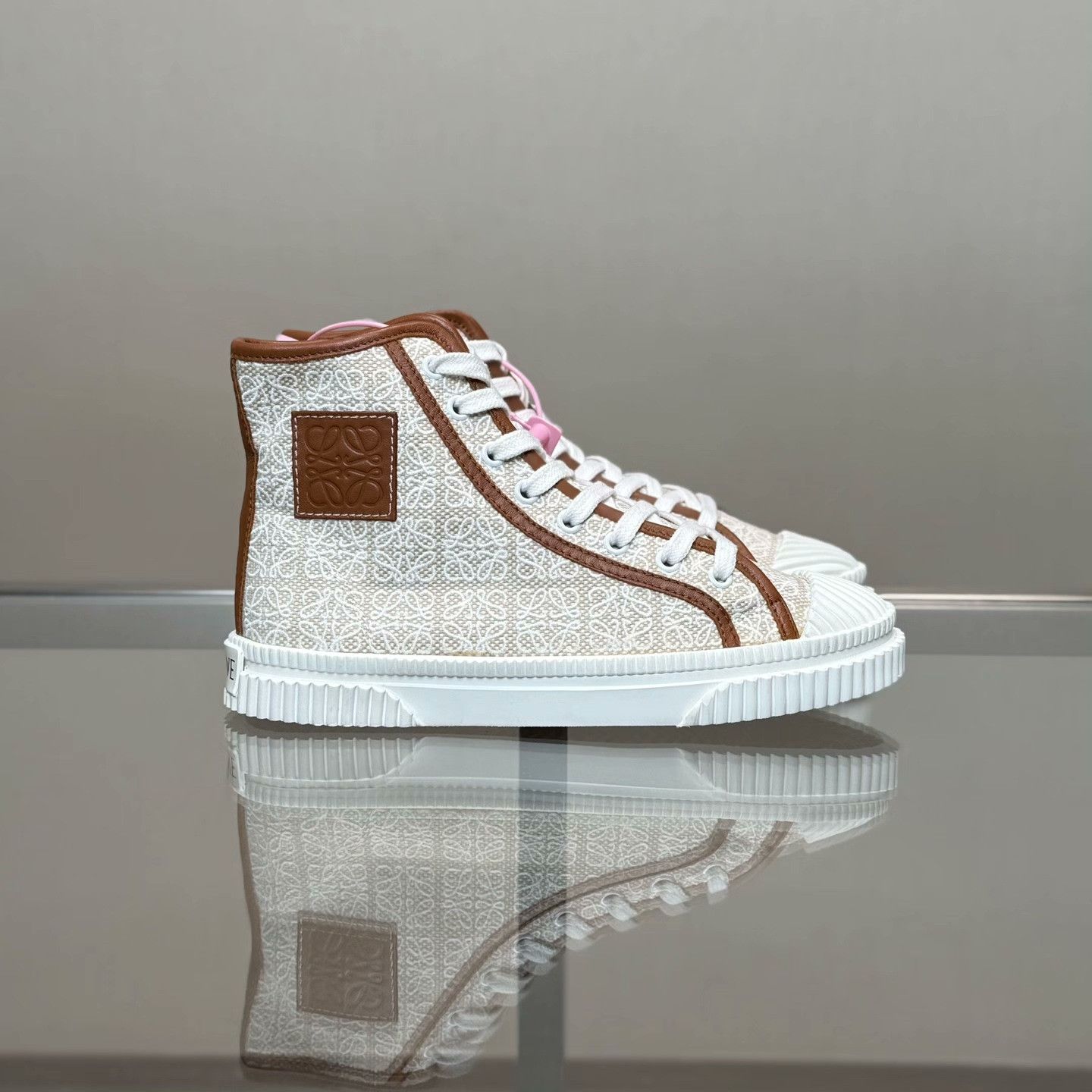 Loewe Loewe Canvas Brown Lowtop Sneakers 37 Women Size US 6.5 / IT 36.5 - 3 Thumbnail