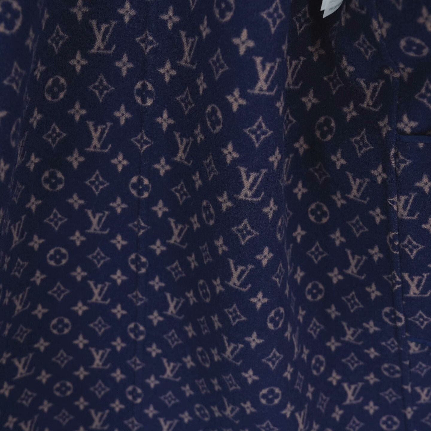Louis Vuitton Louis Vuitton Heavy Coat 37 Men Size US S / EU 44-46 / 1 - 4 Thumbnail