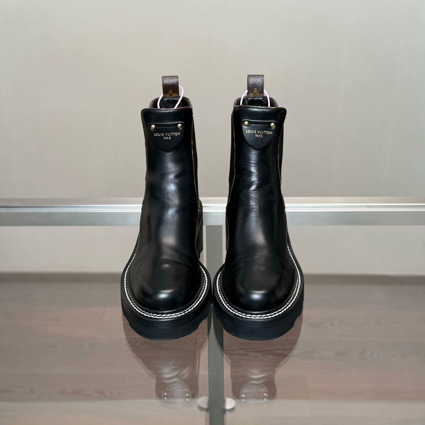 Louis Vuitton Louis Vuitton Boots 36 Women Size US 6 / IT 36 - 2 Thumbnail