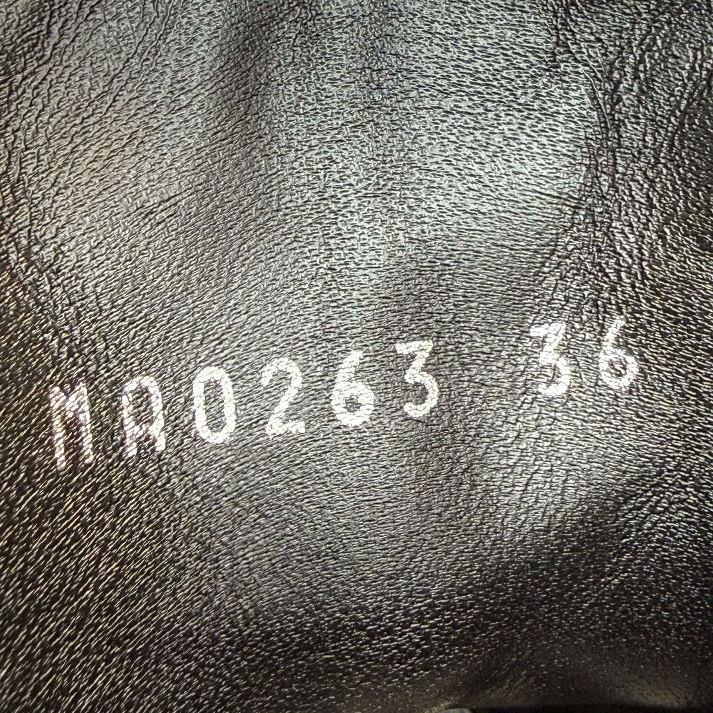 Louis Vuitton Louis Vuitton Boots 36 Women Size US 6 / IT 36 - 7 Thumbnail