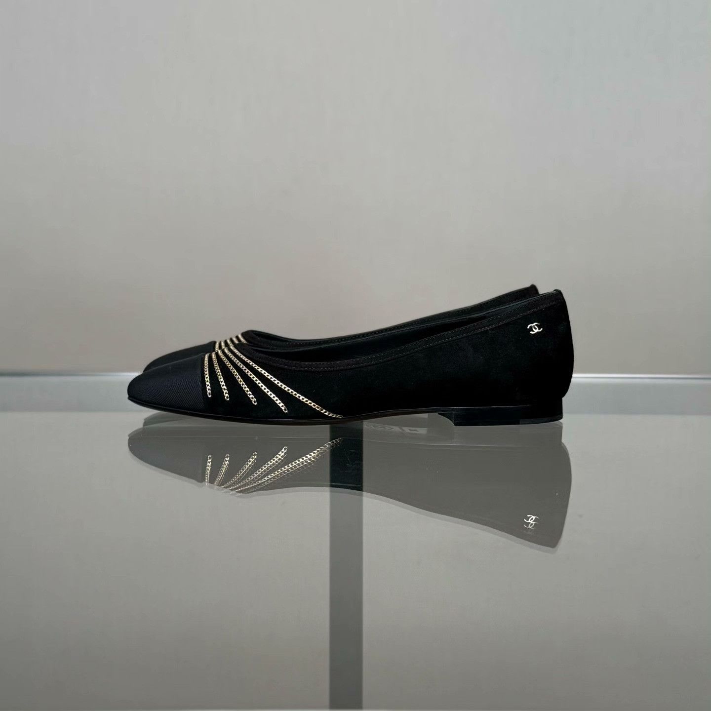 Chanel Chanel Black Lowtop Sneakers 36 Women Size US 6 / IT 36 - 5 Thumbnail