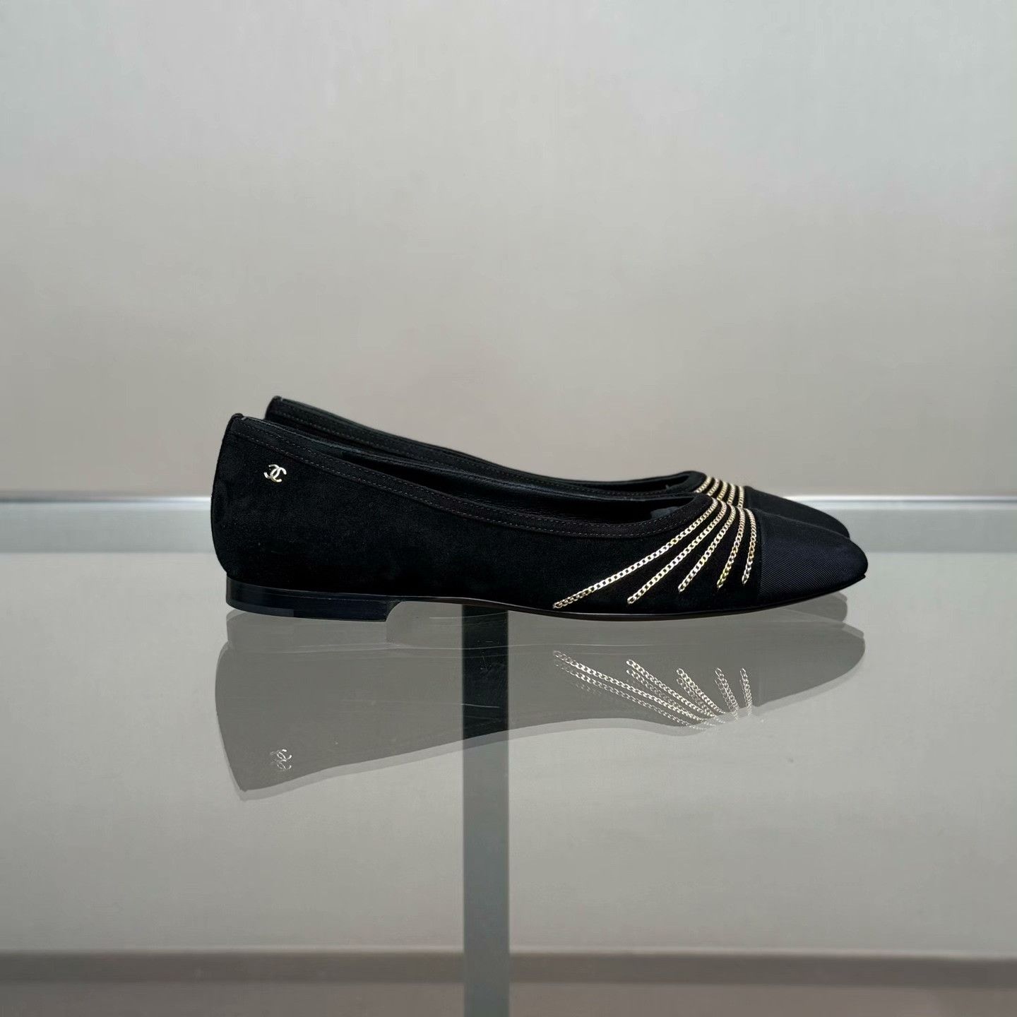 Chanel Chanel Black Lowtop Sneakers 36 Women Size US 6 / IT 36 - 3 Thumbnail