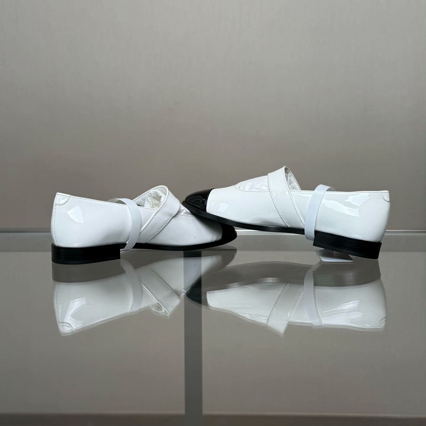 Chanel Chanel Lowtop Sneakers 24 Women Size US 8 / IT 38 - 6 Thumbnail