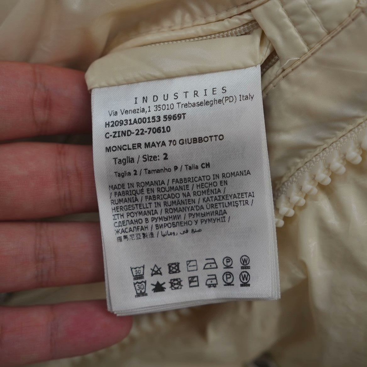Moncler Moncler Special Down White Heavy Coat L Men Size US L / EU 52-54 / 3 - 6 Thumbnail