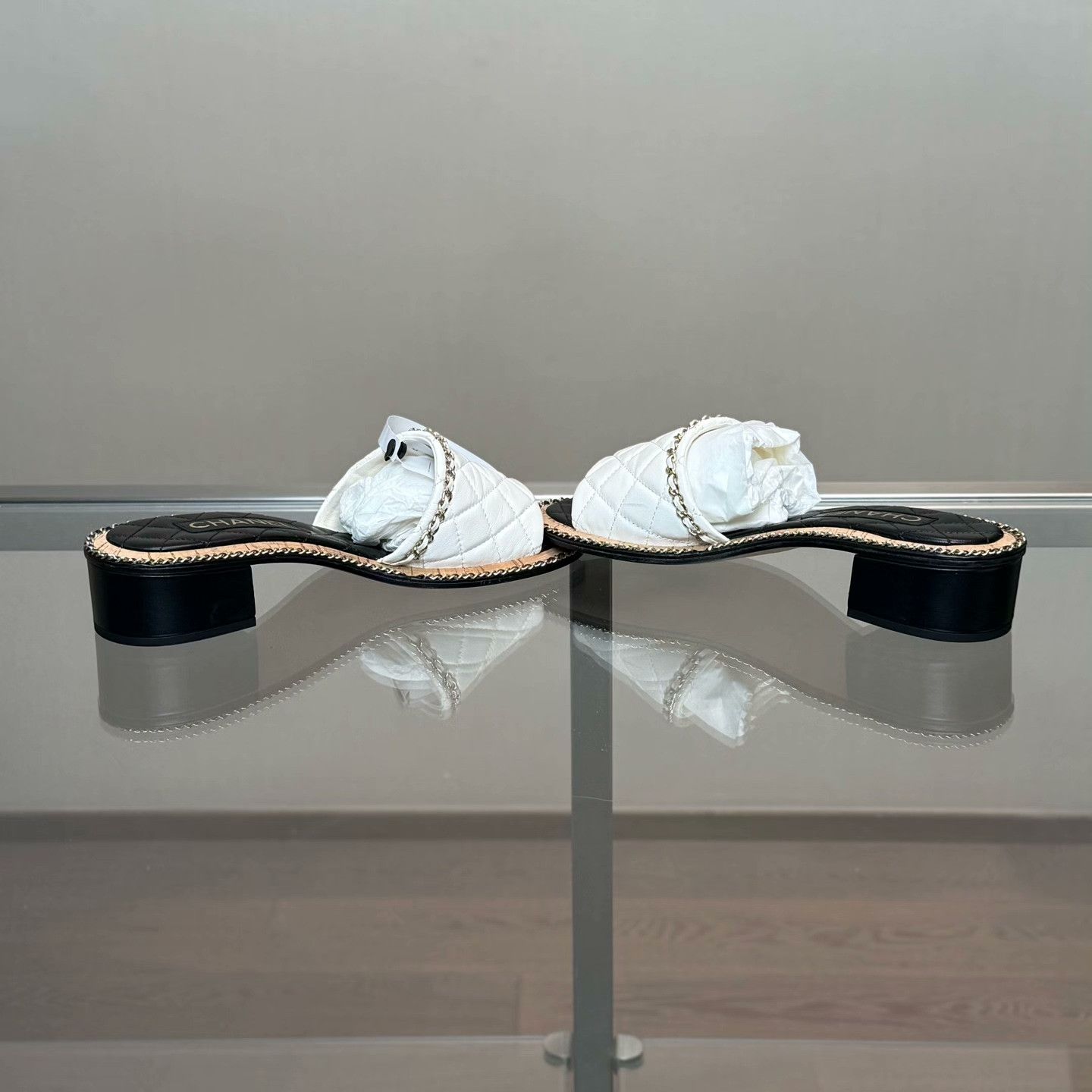 Chanel Chanel Retro White Sandals 25 Women Size US 8 / IT 38 - 6 Thumbnail