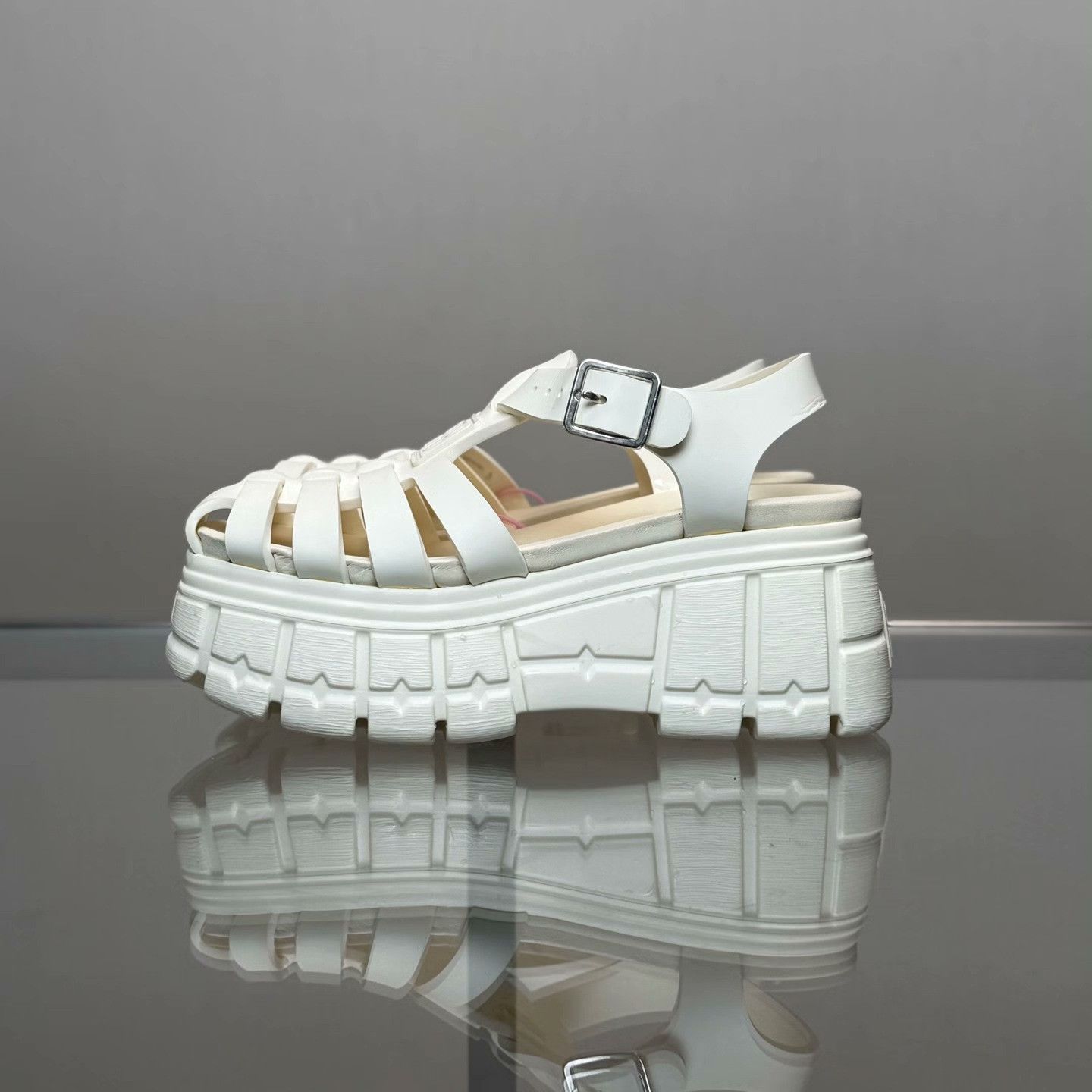 Miu Miu Miu Miu Beige Sandals 36 Women Size US 6 / IT 36 - 5 Thumbnail