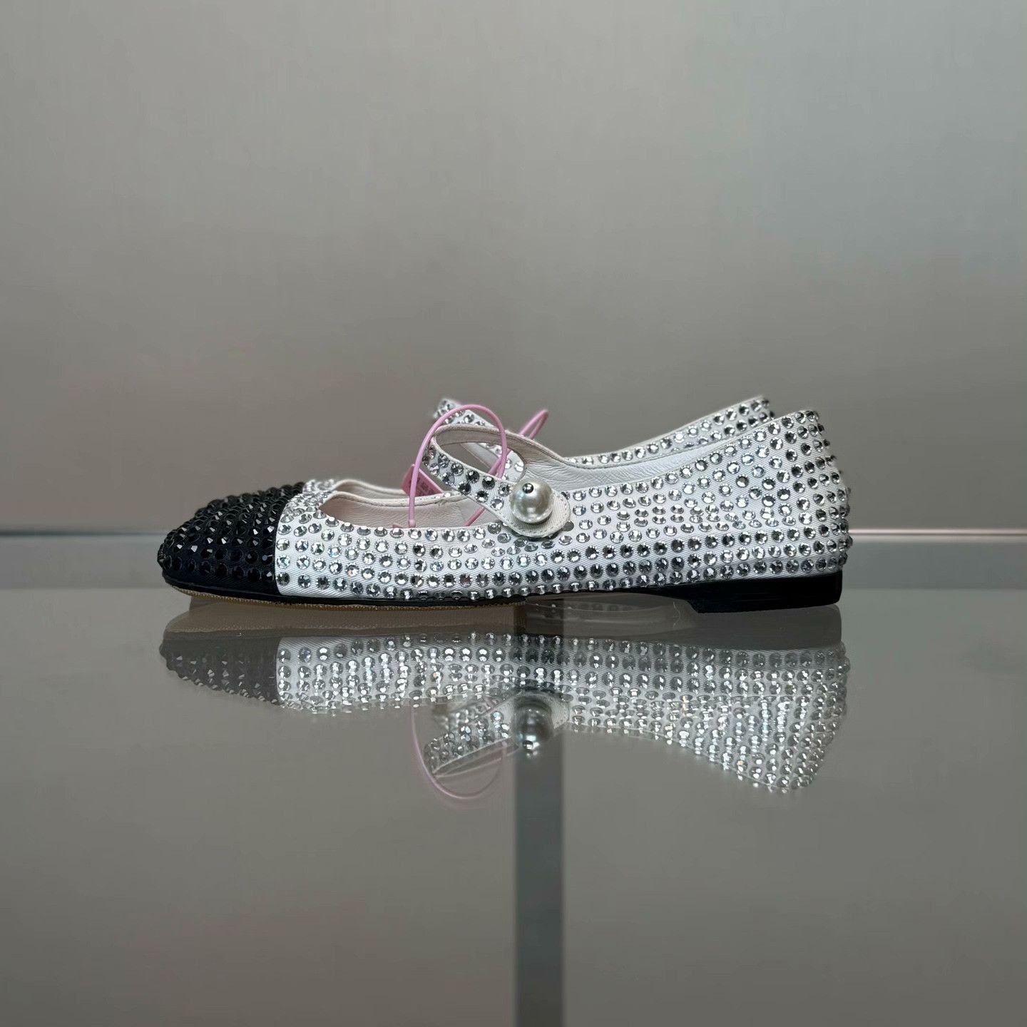 Miu Miu Miu Miu Lowtop Sneakers 37 Women Size US 6.5 / IT 36.5 - 5 Thumbnail