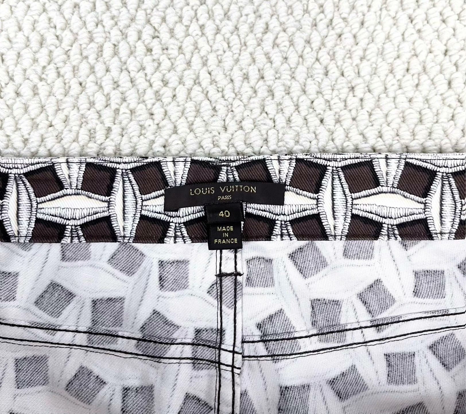 Louis Vuitton Louis Vuitton Retro Embroidered Yellow Casual Pants 40 Men Size US 40 / EU 56 - 3 Thumbnail