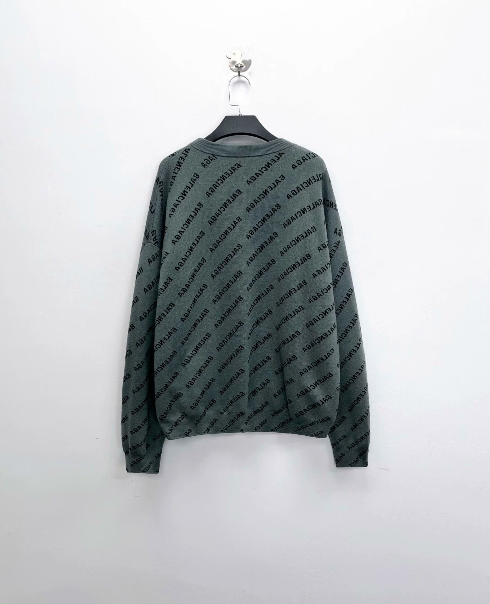 Balenciaga Balenciaga Multi Sweater S Men Size US S / EU 44-46 / 1 - 2 Thumbnail