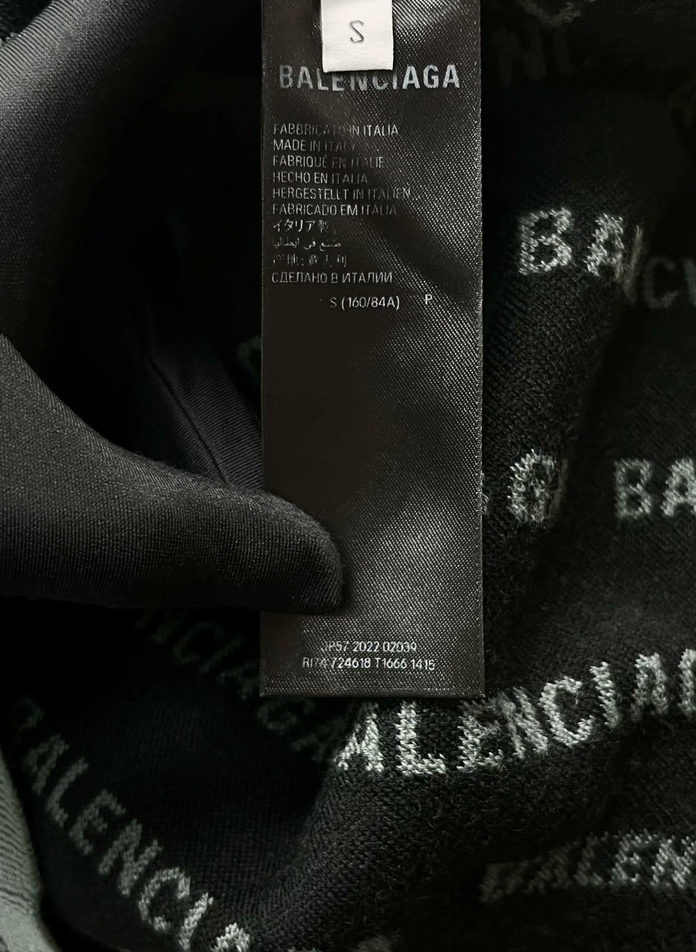 Balenciaga Balenciaga Multi Sweater S Men Size US S / EU 44-46 / 1 - 4 Thumbnail