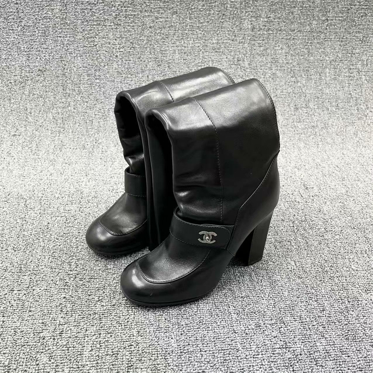 Chanel Chanel Black Boots 35.5 Women Size US 5 / IT 35 - 2 Thumbnail