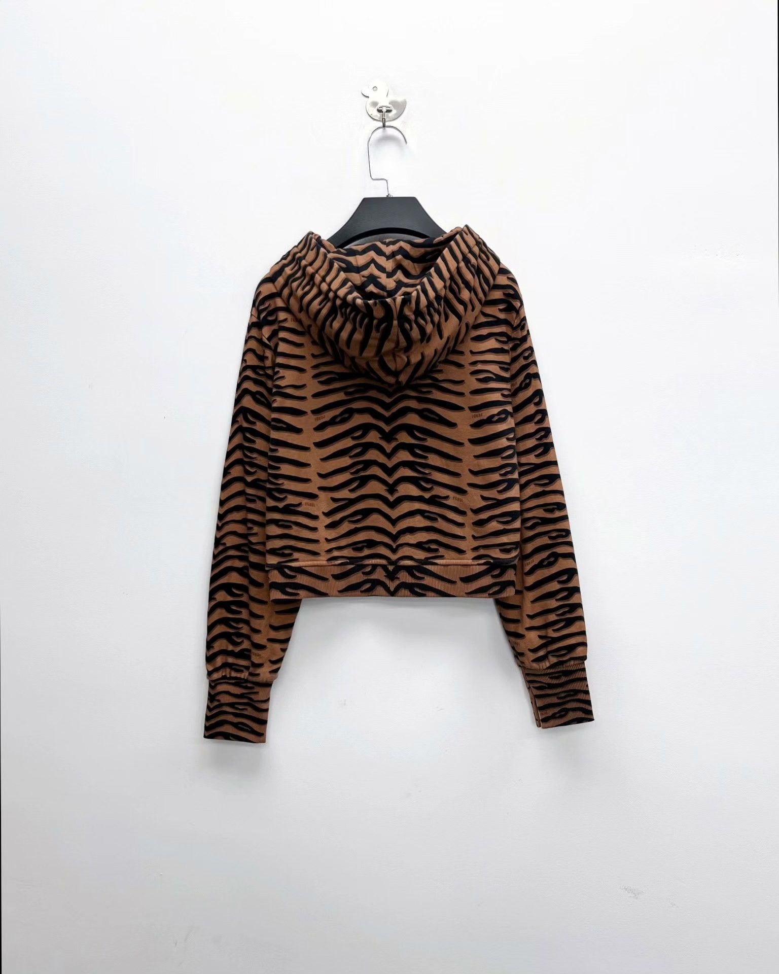 Fendi Fendi Limited Hoodie M Women Size M / US 6-8 / IT 42-44 - 2 Thumbnail