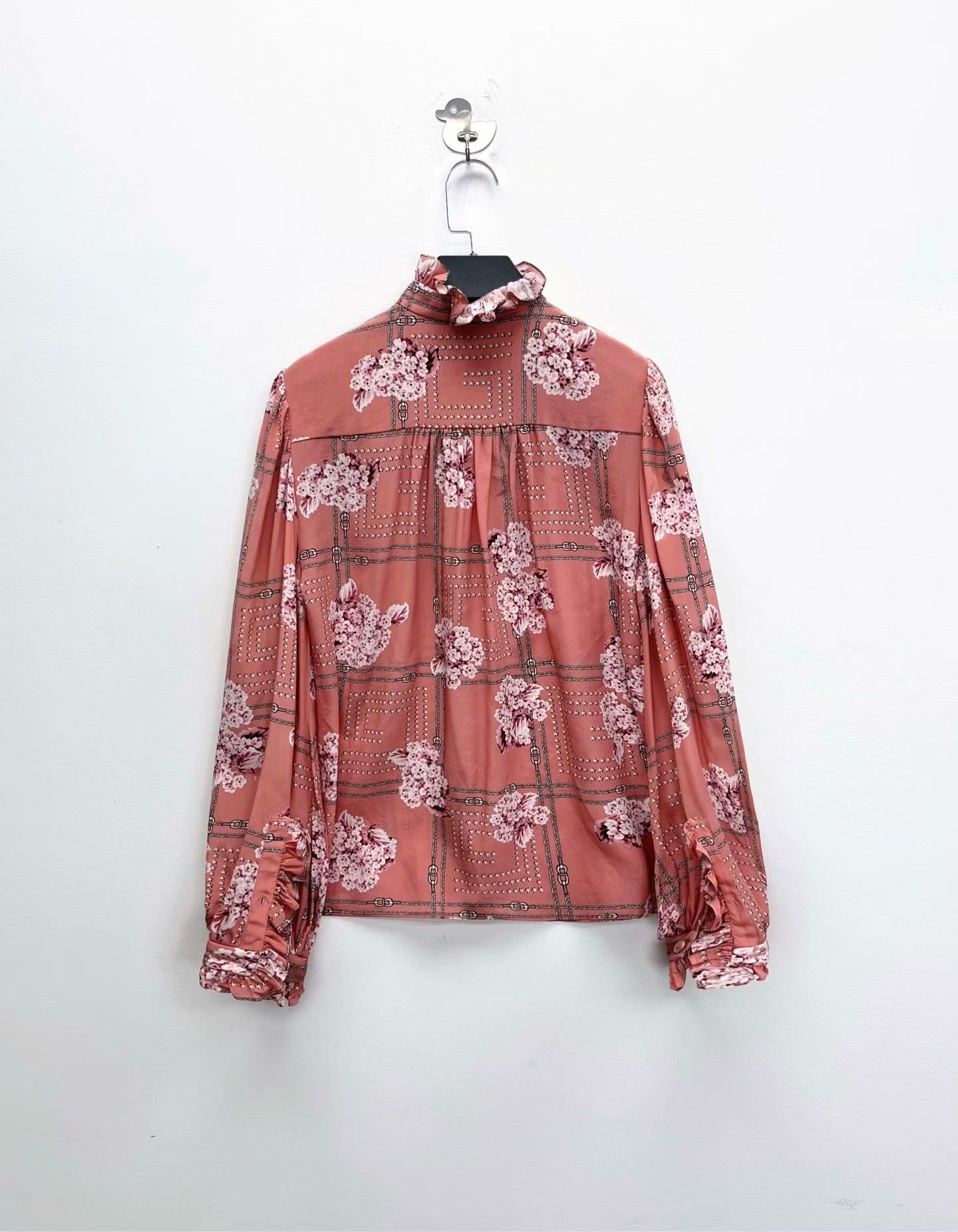Gucci Gucci Multi Button Up 38 Women Size S / US 4 / IT 40 - 2 Thumbnail