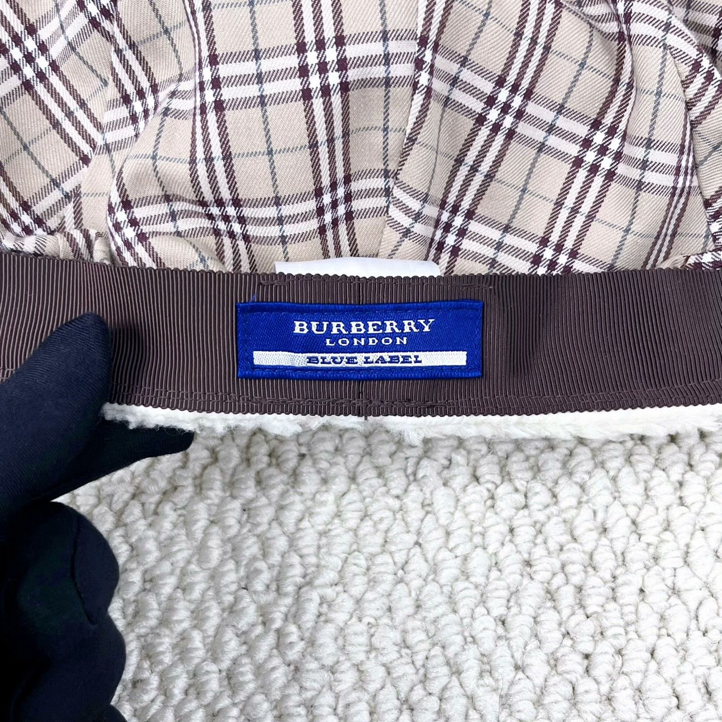 Burberry Burberry Retro Plaid White Hat XS Men Size ONE SIZE - 3 Thumbnail