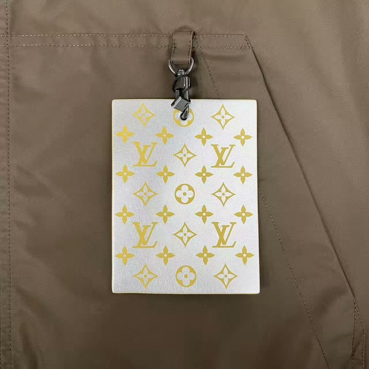 Louis Vuitton Louis Vuitton Light Jacket M Men Size US M / EU 48-50 / 2 - 8 Thumbnail