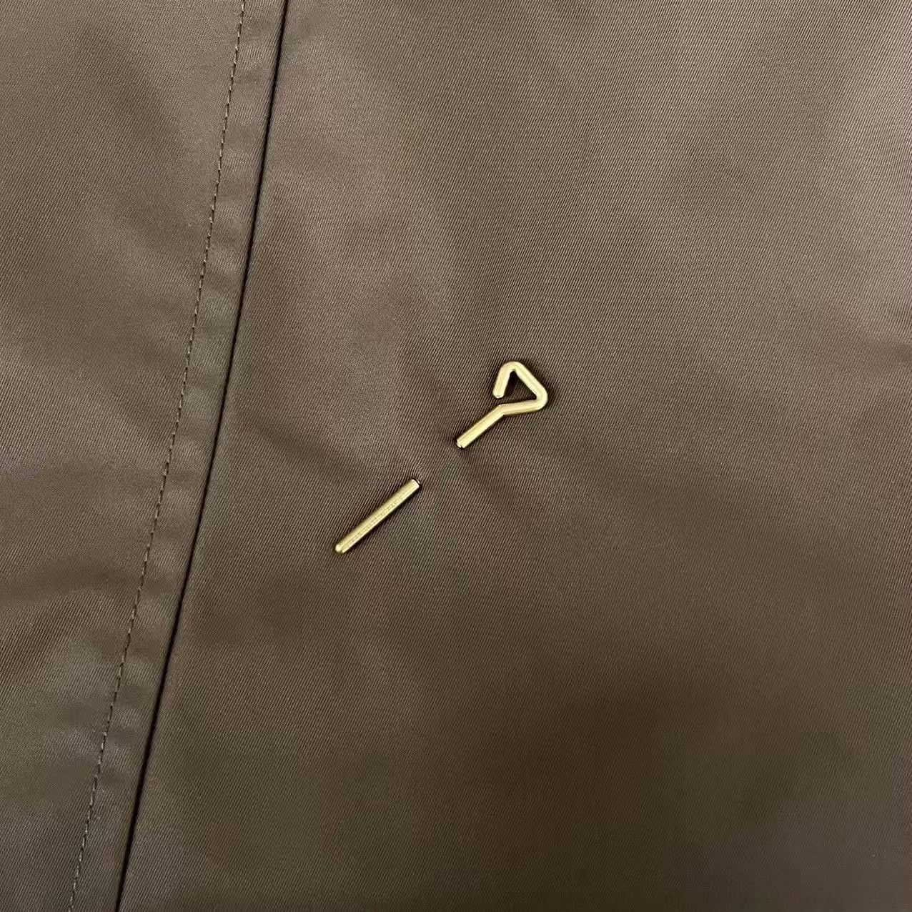 Louis Vuitton Louis Vuitton Light Jacket M Men Size US M / EU 48-50 / 2 - 7 Thumbnail