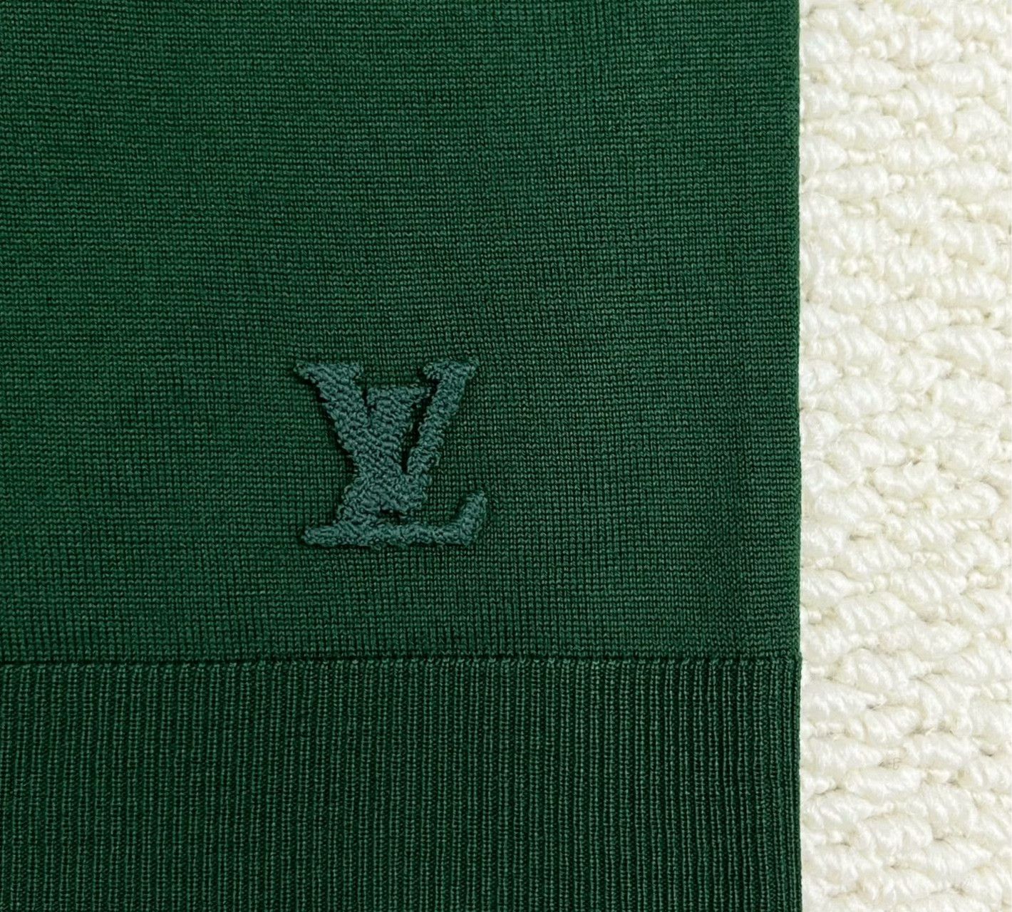 Louis Vuitton Louis Vuitton Green Sweater S Women Size S / US 4 / IT 40 - 5 Thumbnail