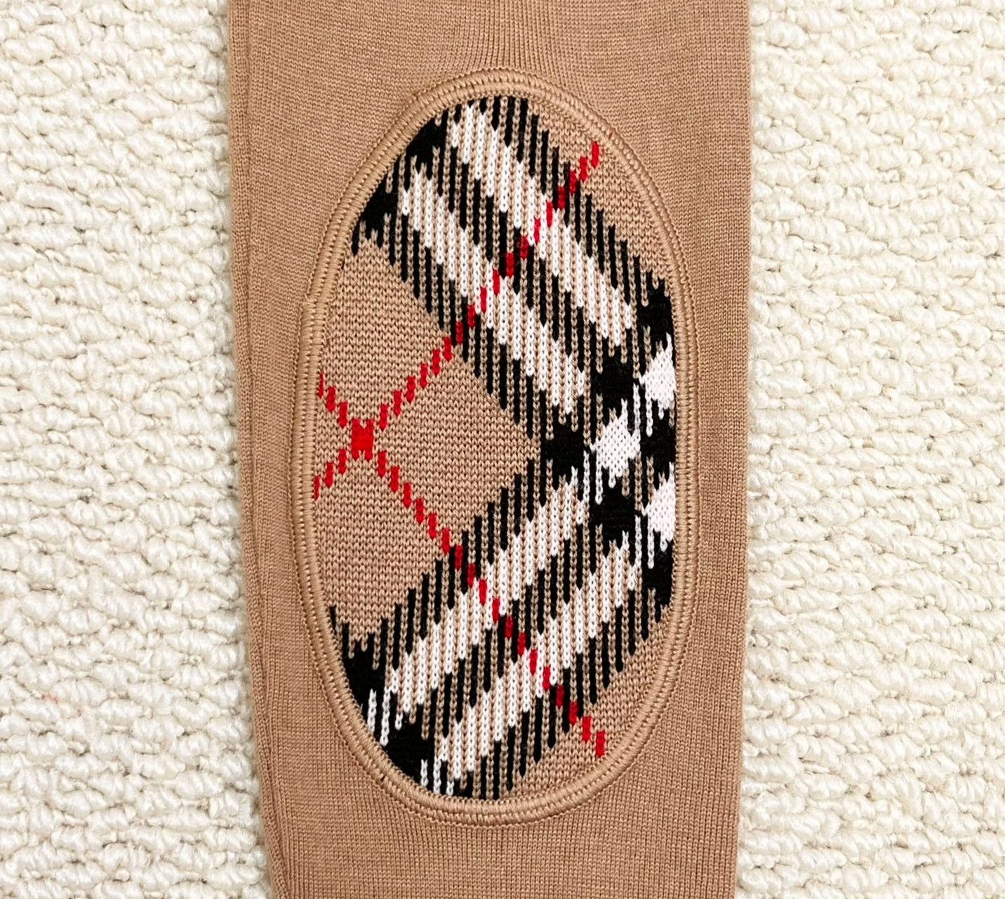 Burberry Burberry Knit Plaid Beige Sweater XS Women Size XS / US 0-2 / IT 36-38 - 5 Thumbnail