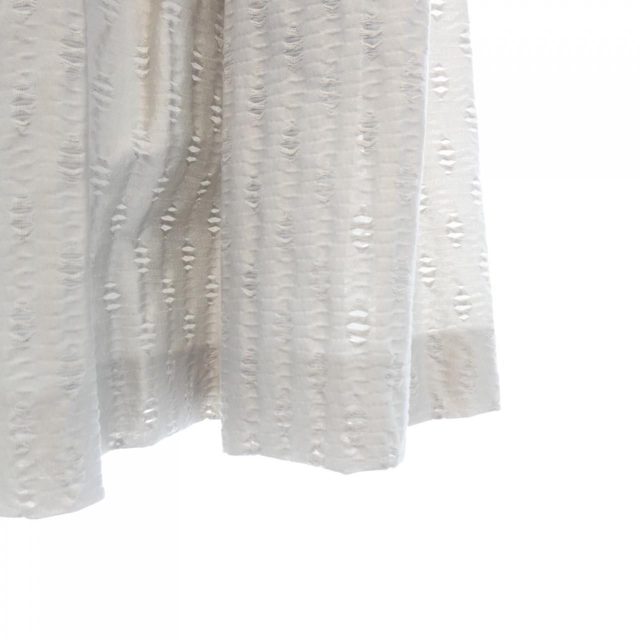Emporio Armani Emporio Armani Emporio Armani Skirt Others Skirts DUTY FREE for USA Size ONE SIZE - 6 Thumbnail