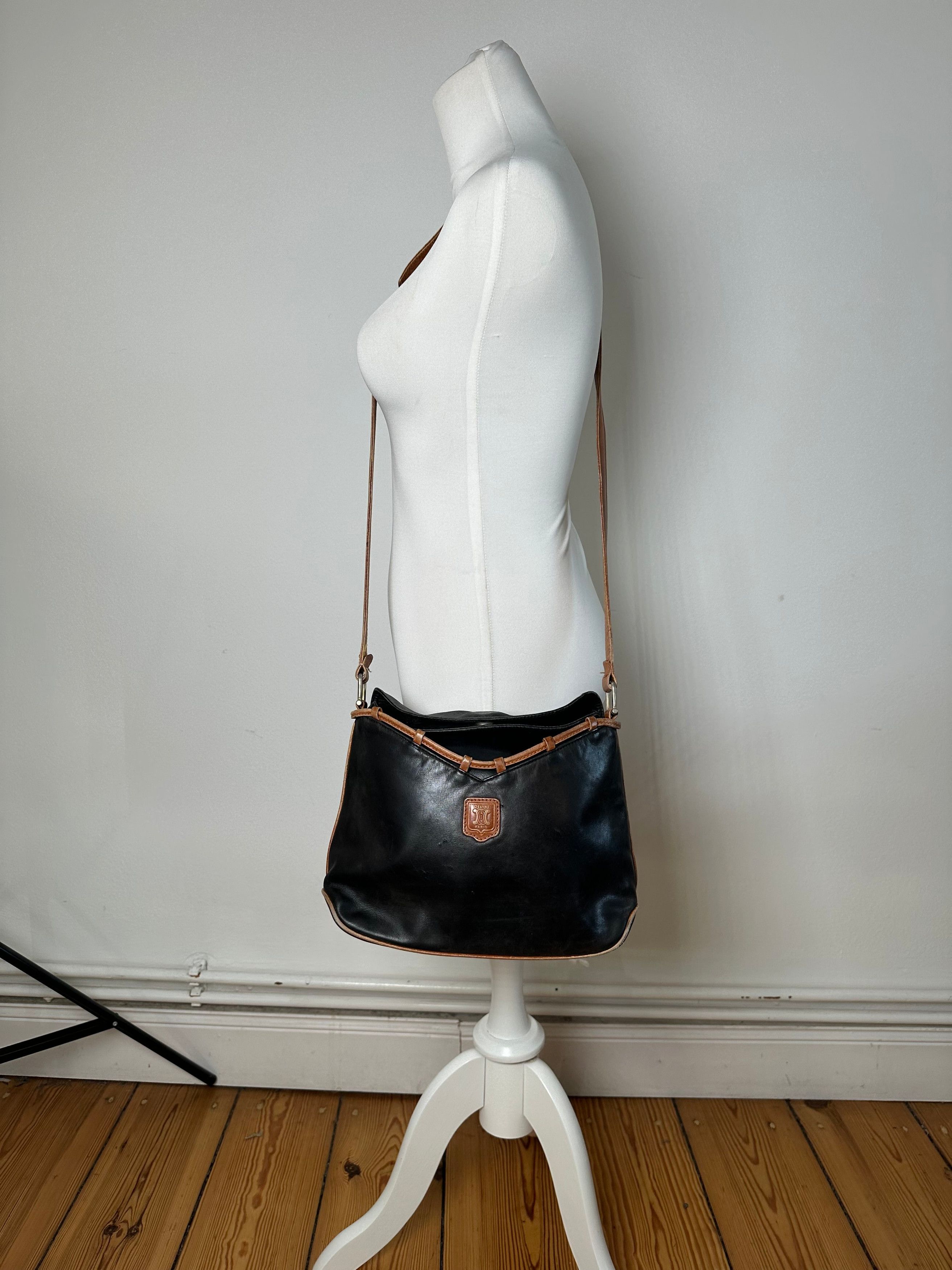 Celine Vintage Paris Leather Shoulder / Crossbody Bag Black Brown Size ONE SIZE - 4 Thumbnail