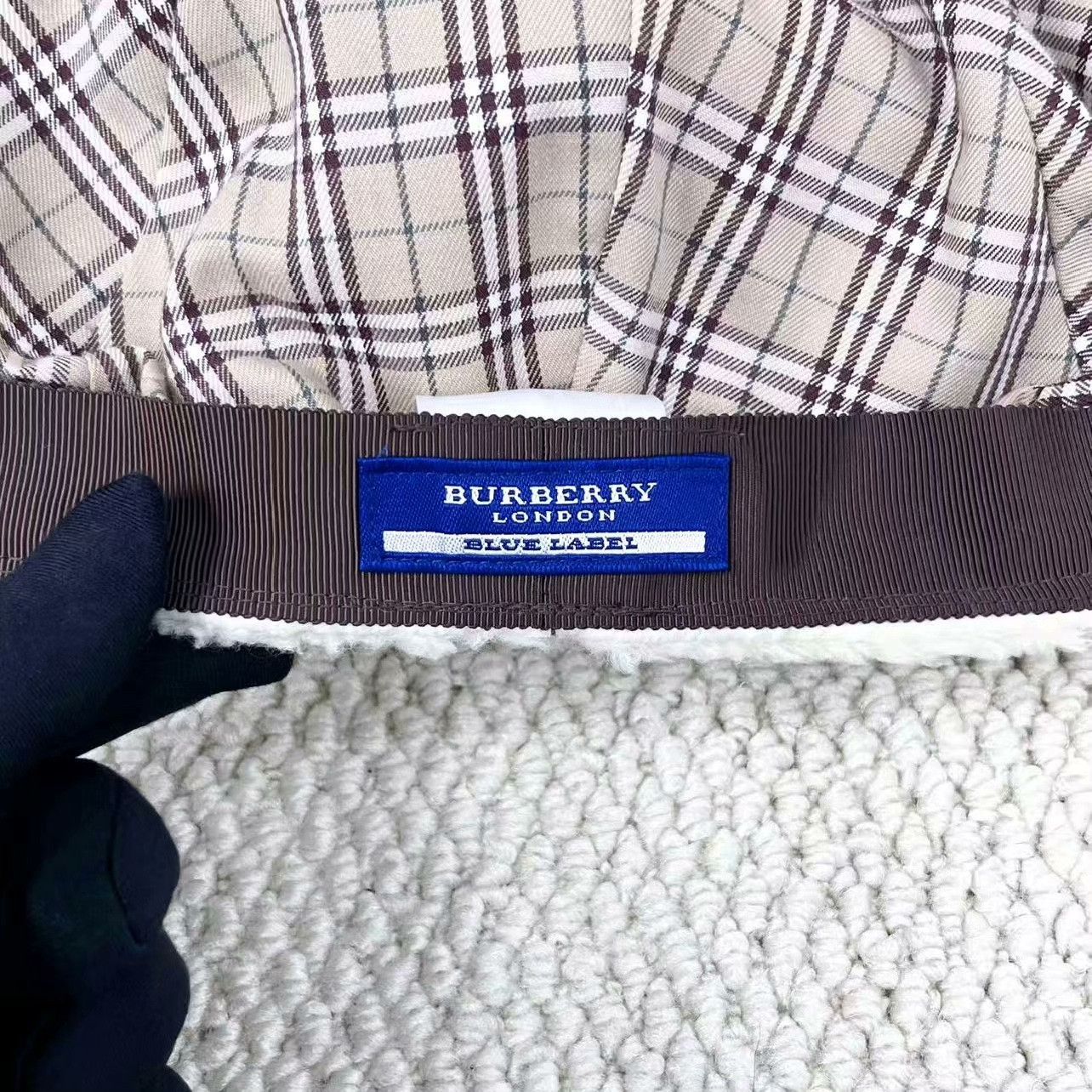 Burberry Burberry Retro Plaid White Hat S Men Size ONE SIZE - 4 Thumbnail