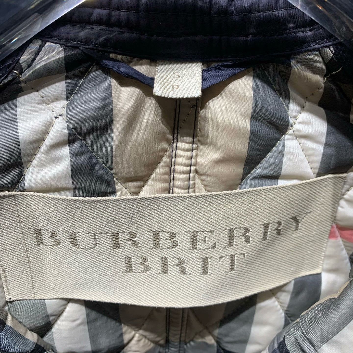 Burberry Burberry Long Down Jacket S Women Size S / US 4 / IT 40 - 6 Thumbnail