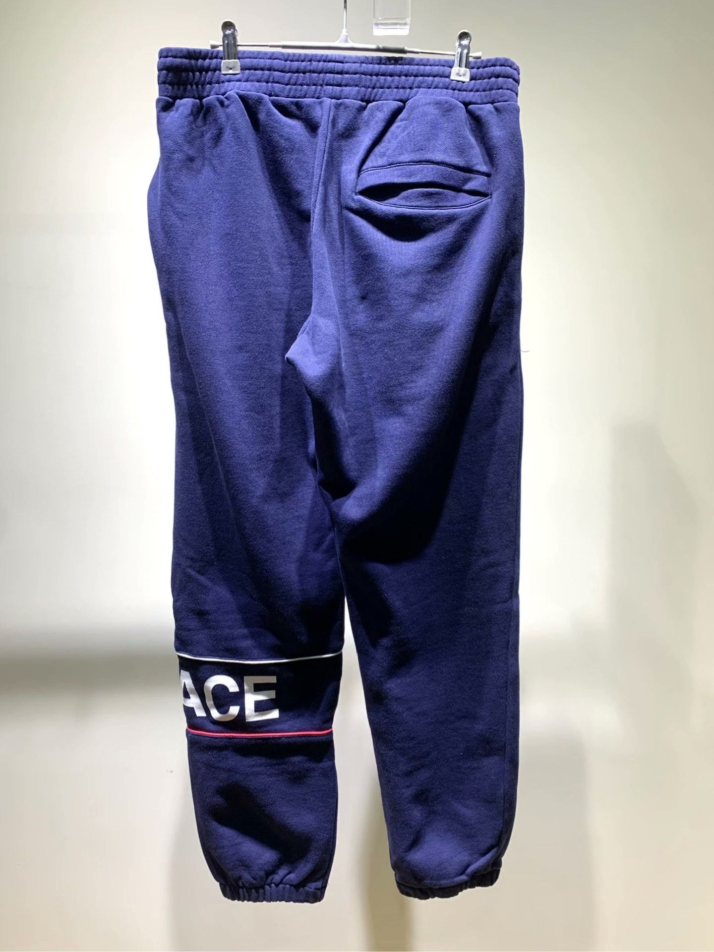 Palace Palace Retro Printed Sweatpants M Women Size 28" / US 6 / IT 42 - 2 Thumbnail