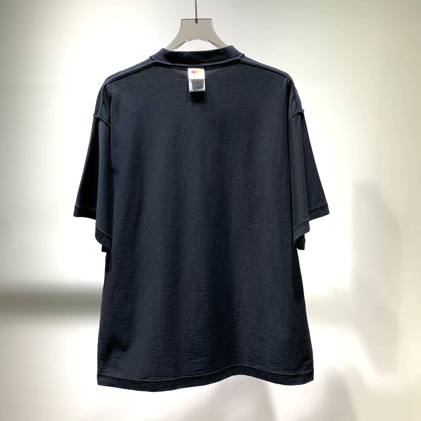 Balenciaga Balenciaga Retro Embroidered T-Shirt M Men Size US M / EU 48-50 / 2 - 2 Thumbnail