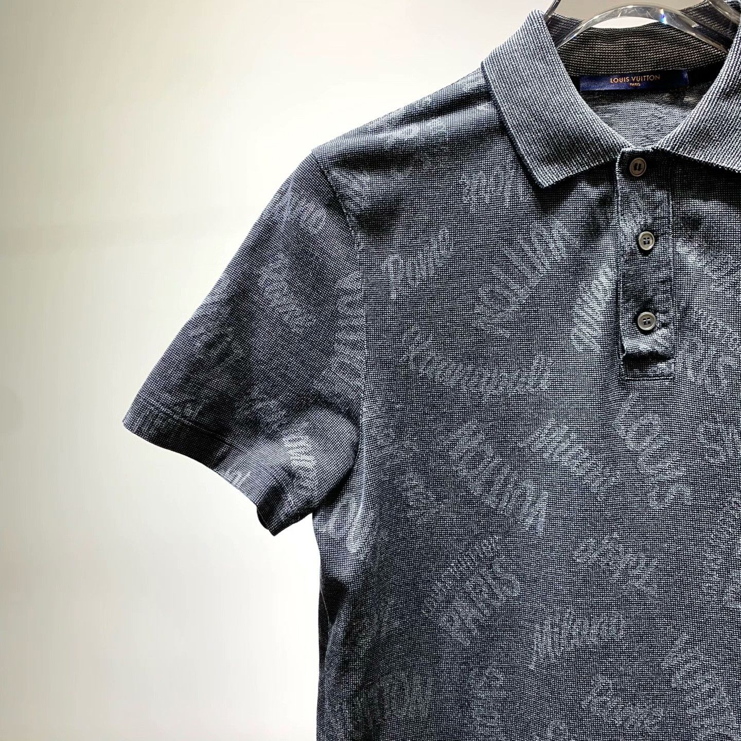 Louis Vuitton Louis Vuitton Retro T-Shirt S Men Size US S / EU 44-46 / 1 - 4 Thumbnail