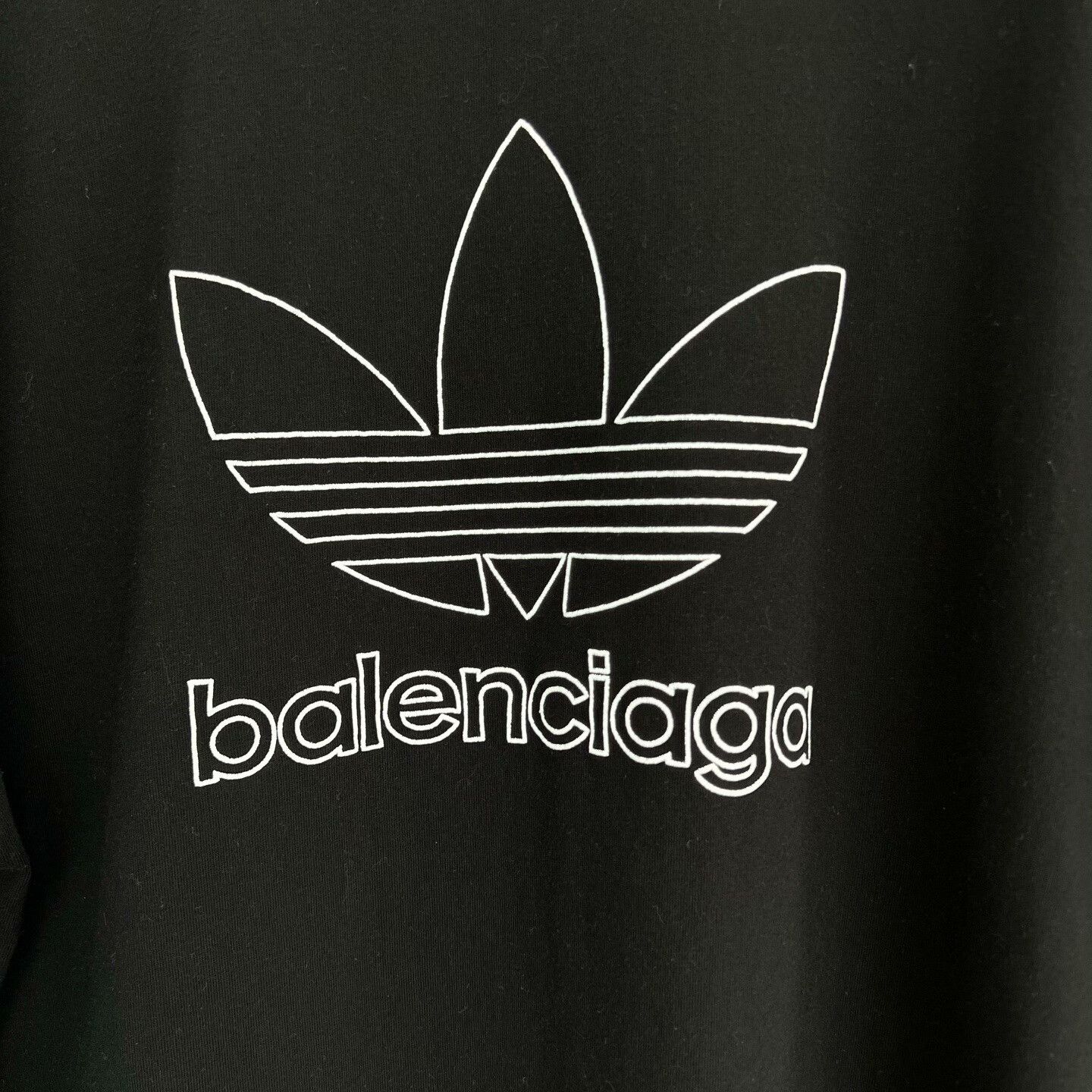 Balenciaga Balenciaga Retro Graphic Black T-Shirt 2XL Men Size US XS / EU 42 / 0 - 2 Thumbnail