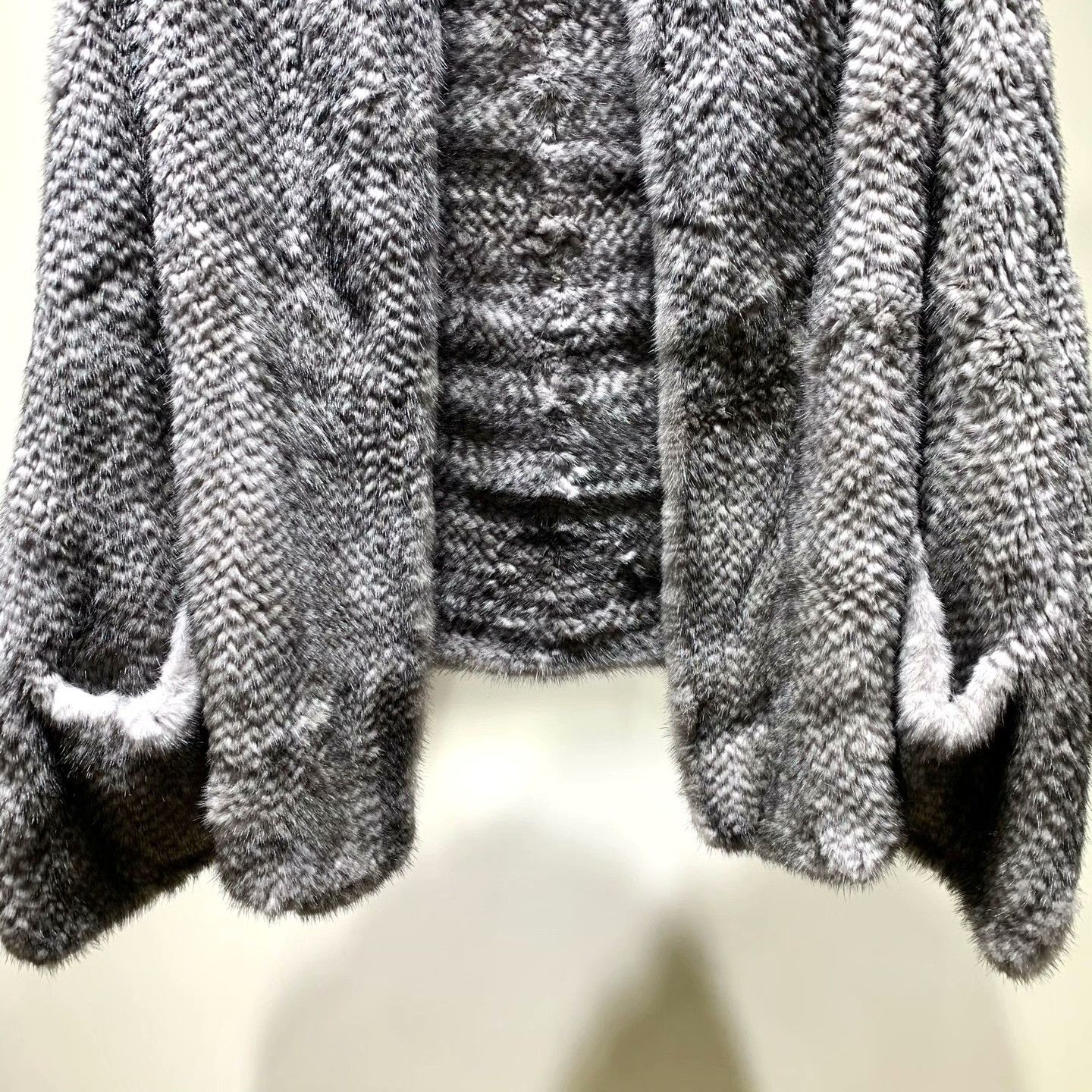 Balenciaga Balenciaga Tiger Oversized Sweater S Women Size S / US 4 / IT 40 - 3 Thumbnail