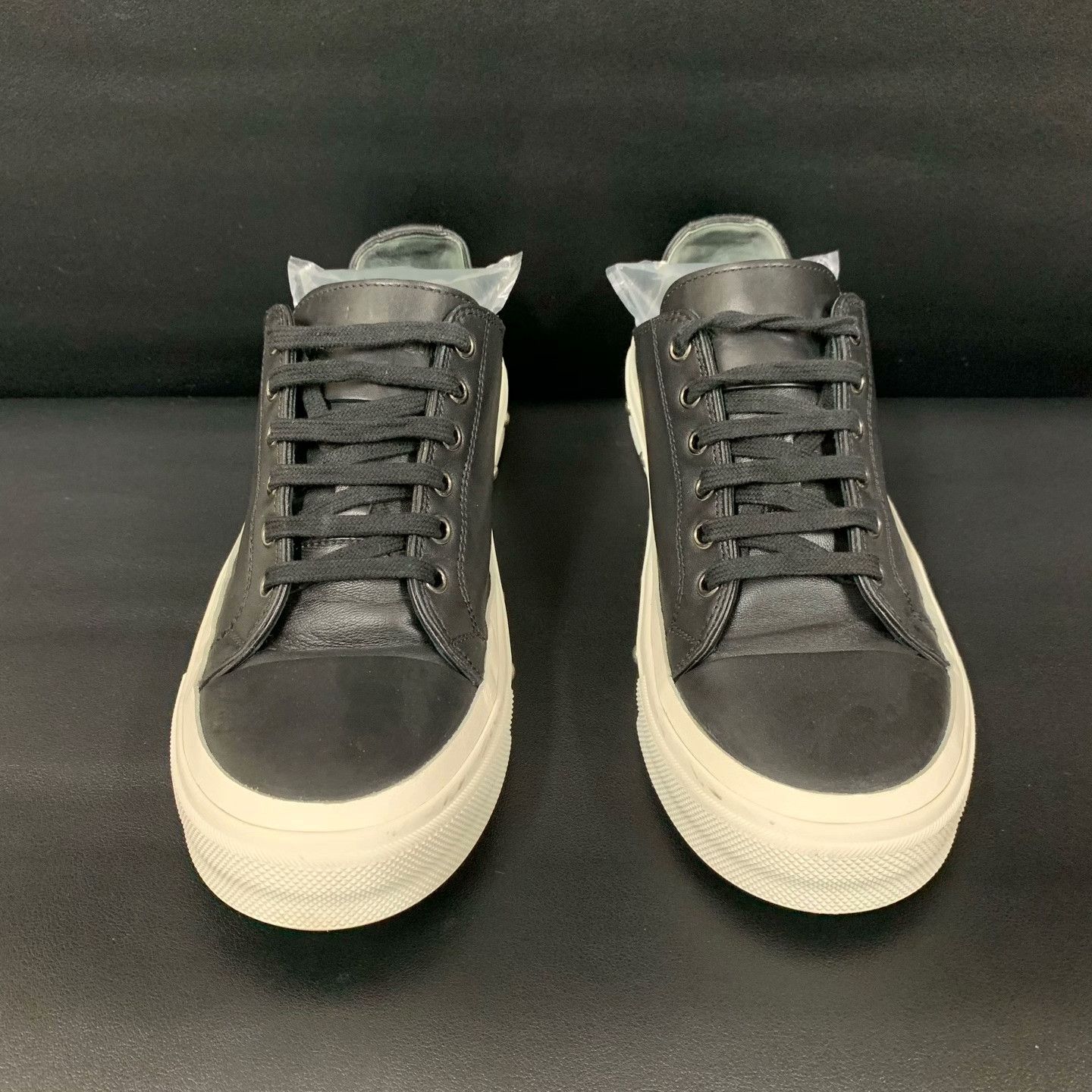 Alexander McQueen Alexander McQueen Lowtop Sneakers 40 Men Size US 7.5 / EU 40-41 - 2 Thumbnail