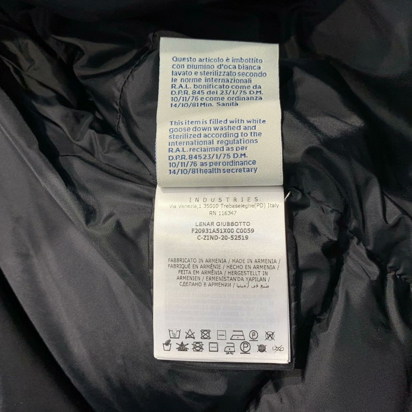 Moncler Moncler Down Yellow Heavy Coat 42 Men Size US M / EU 48-50 / 2 - 9 Thumbnail