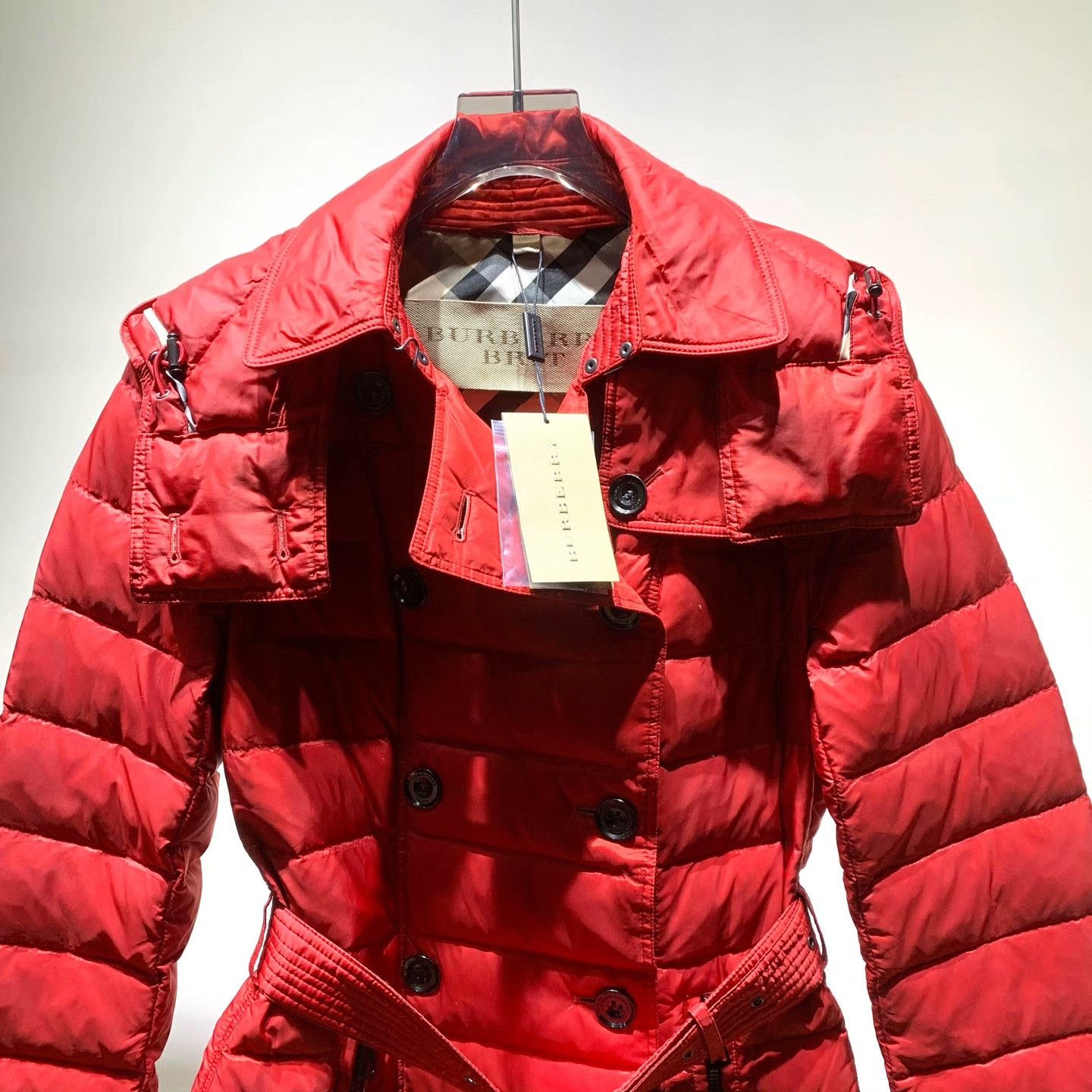 Burberry Burberry Down Cropped Red Down Jacket M Women Size M / US 6-8 / IT 42-44 - 5 Thumbnail