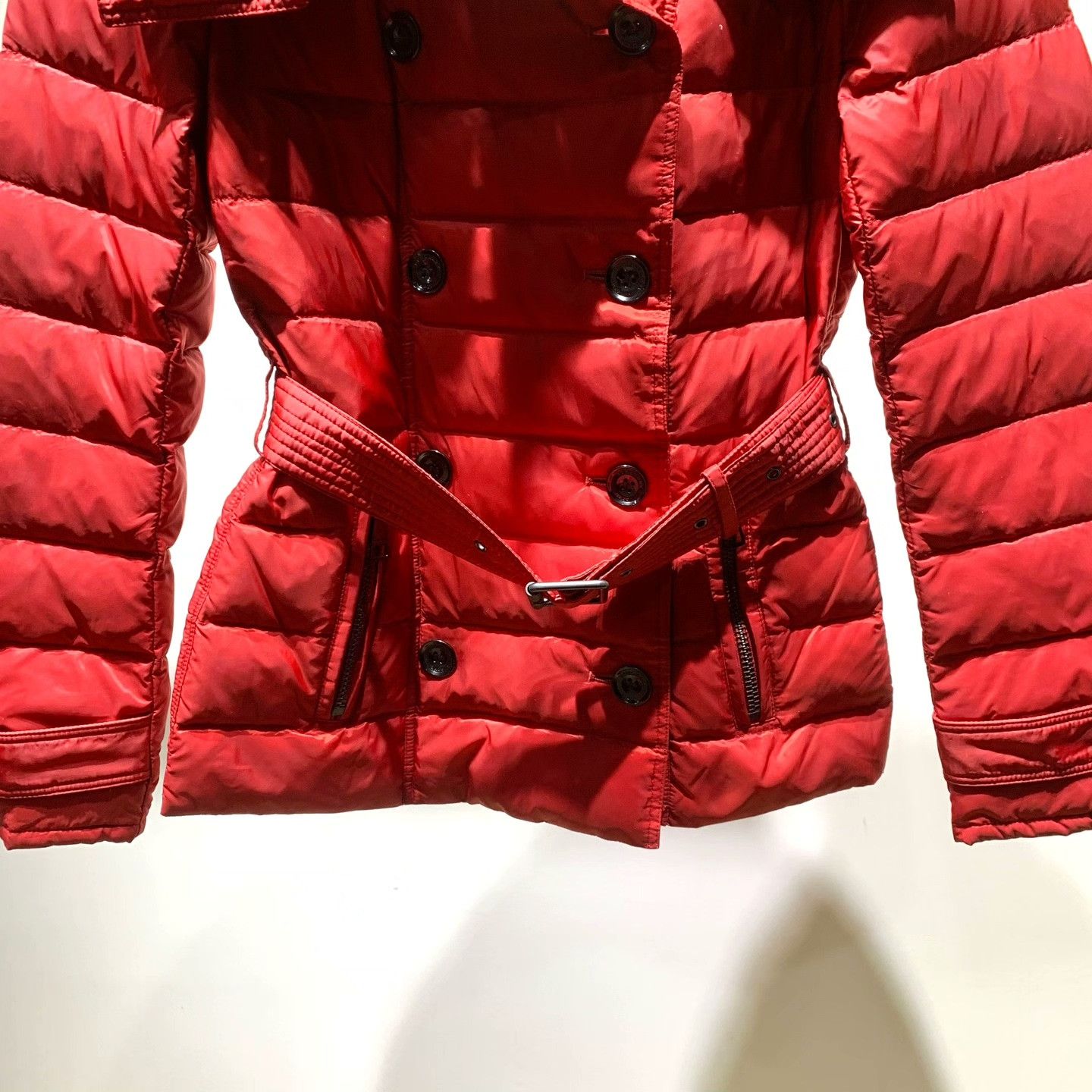 Burberry Burberry Down Cropped Red Down Jacket M Women Size M / US 6-8 / IT 42-44 - 4 Thumbnail