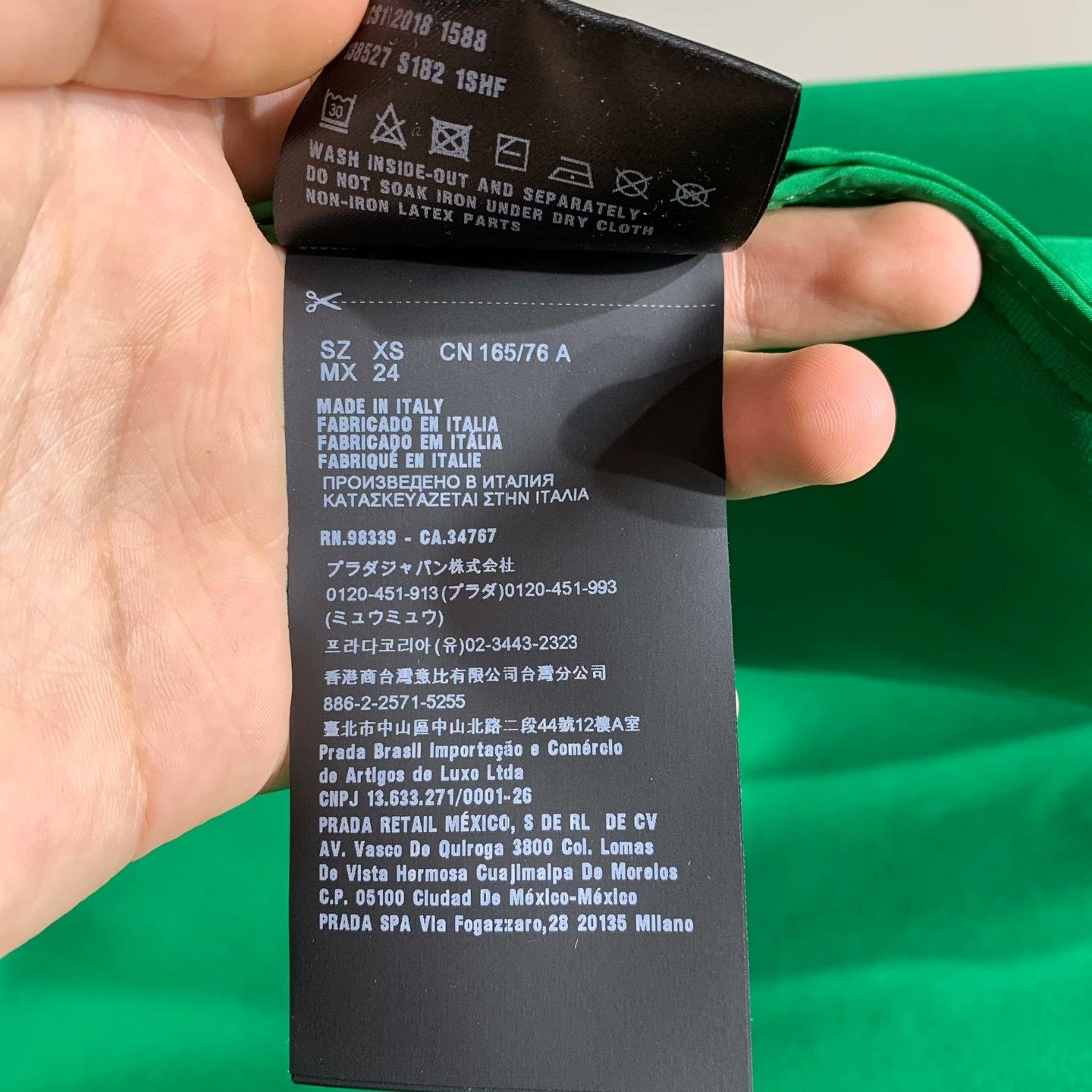 Prada Prada Green Hoodie XS Men Size US XS / EU 42 / 0 - 8 Thumbnail