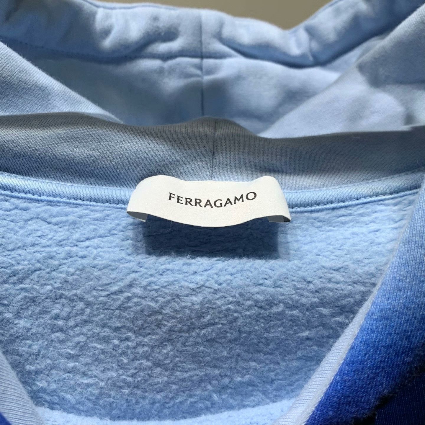 Salvatore Ferragamo Salvatore Ferragamo Printed Hoodie L Men Size US L / EU 52-54 / 3 - 6 Thumbnail