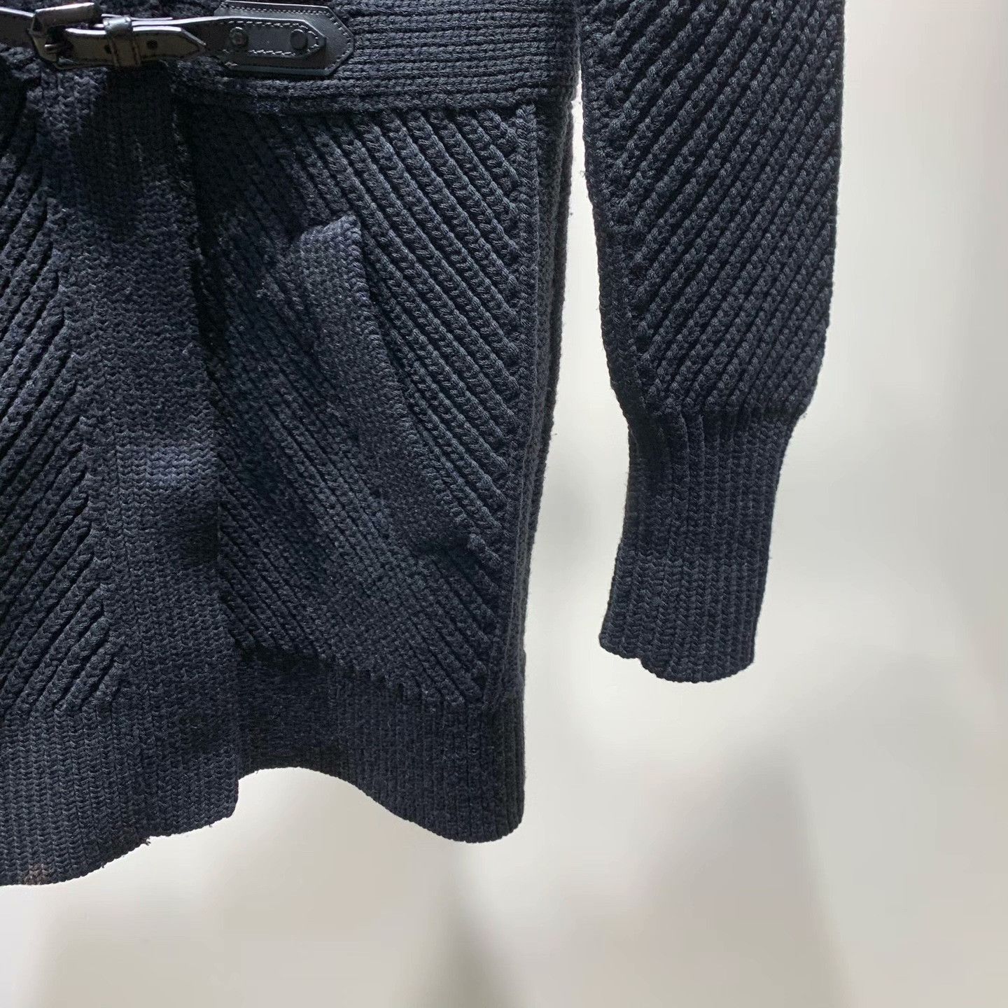 Burberry Burberry Knit Black Sweater S Women Size S / US 4 / IT 40 - 5 Thumbnail