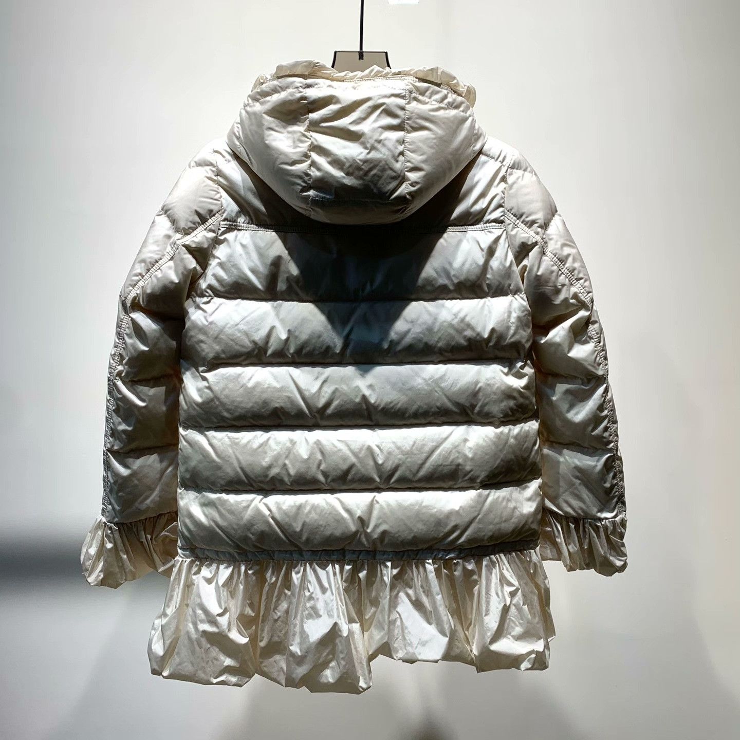 Moncler Moncler Down Down Jacket 39 Women Size M / US 6-8 / IT 42-44 - 2 Thumbnail