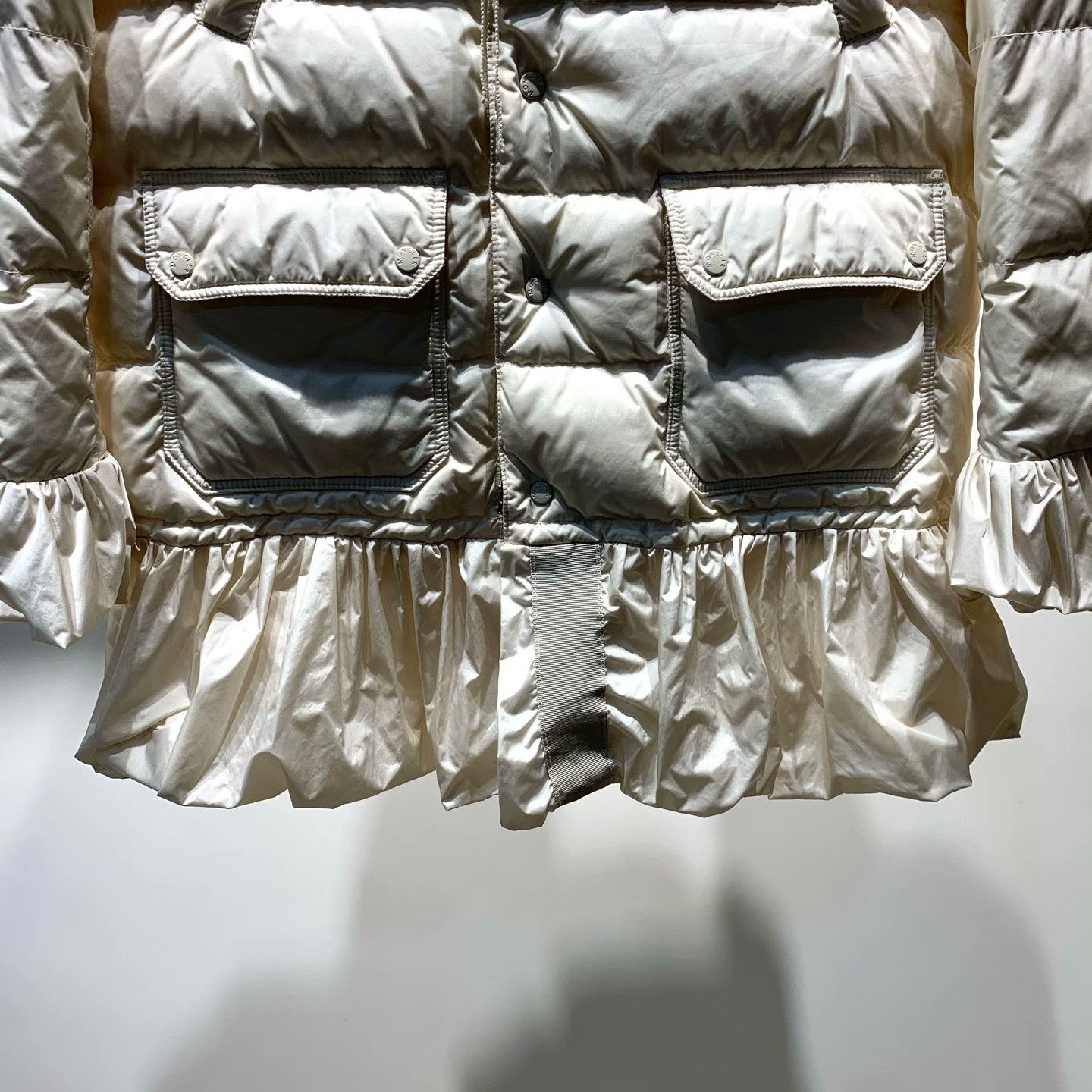 Moncler Moncler Down Down Jacket 39 Women Size M / US 6-8 / IT 42-44 - 4 Thumbnail