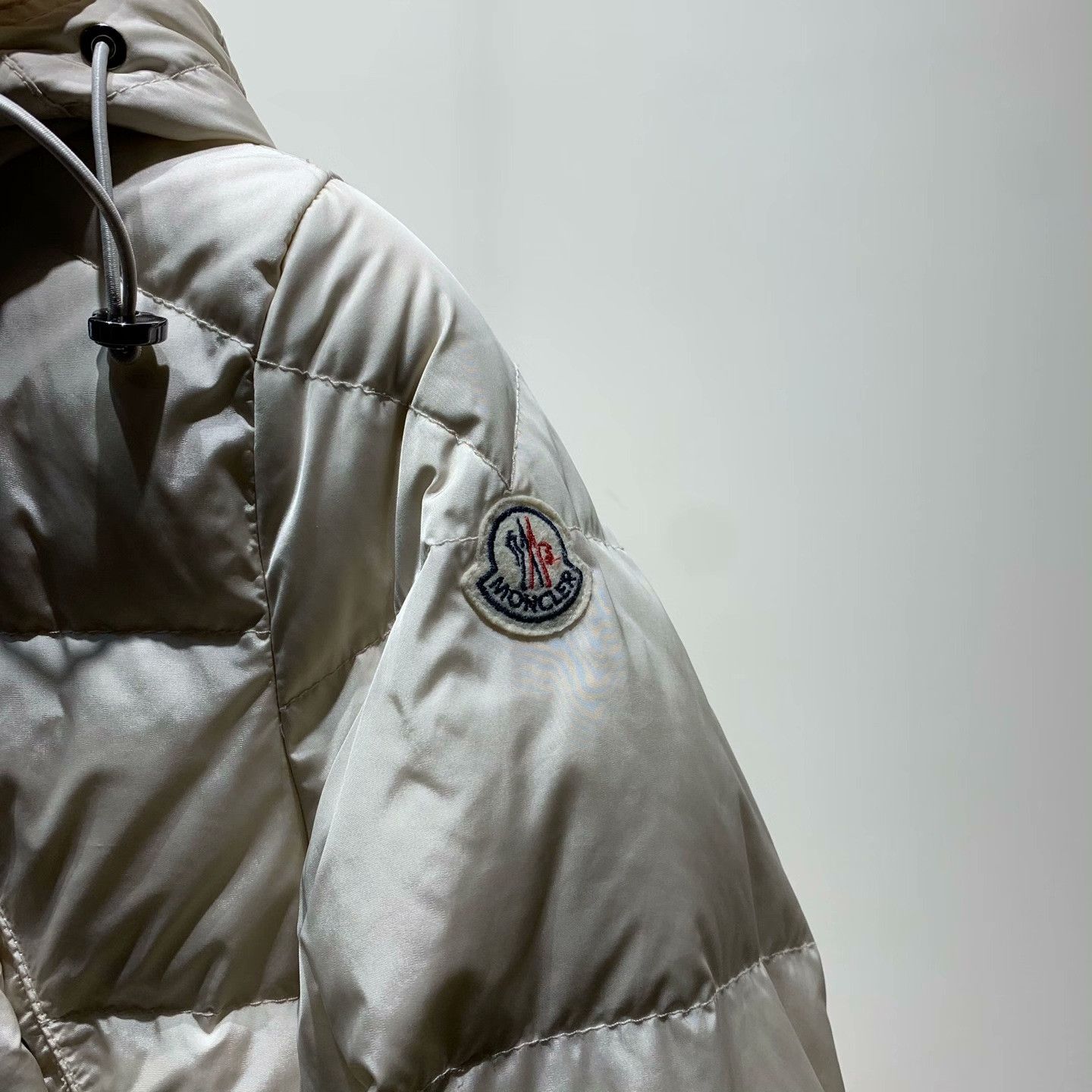Moncler Moncler Down Down Jacket 39 Women Size M / US 6-8 / IT 42-44 - 5 Thumbnail