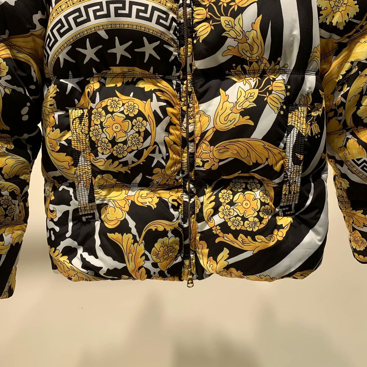 Versace Versace Down Heavy Coat 36 Men Size US S / EU 44-46 / 1 - 4 Thumbnail