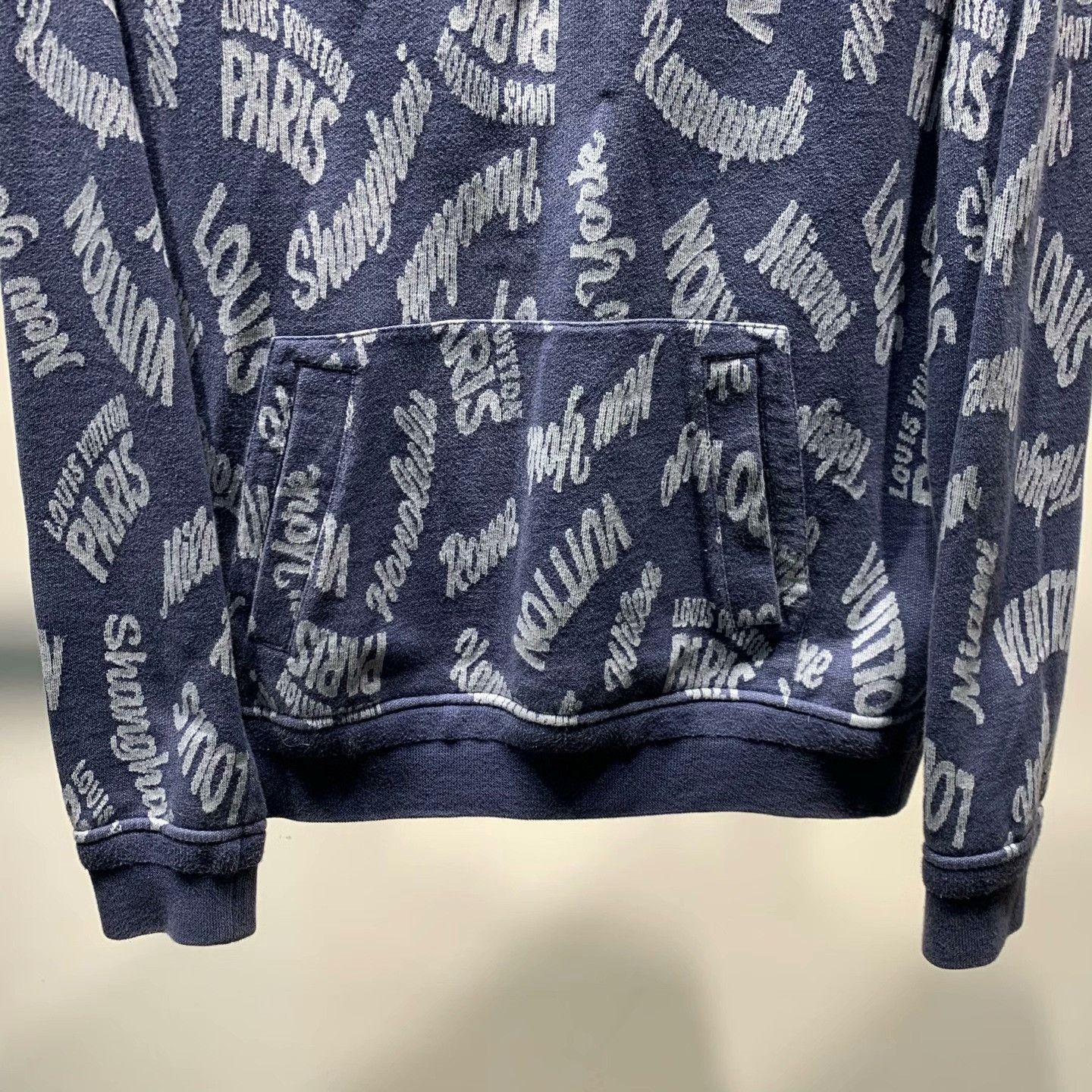 Louis Vuitton Louis Vuitton Retro Hoodie L Men Size US L / EU 52-54 / 3 - 4 Thumbnail