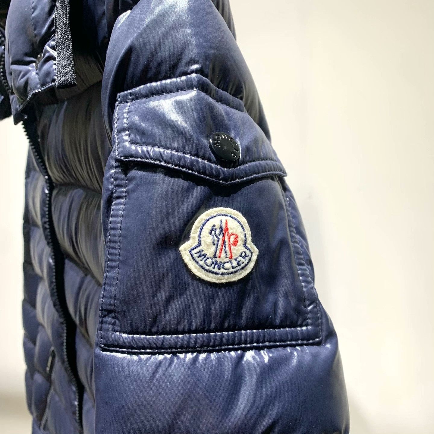 Moncler Moncler Down Down Jacket 42 Women Size M / US 6-8 / IT 42-44 - 4 Thumbnail